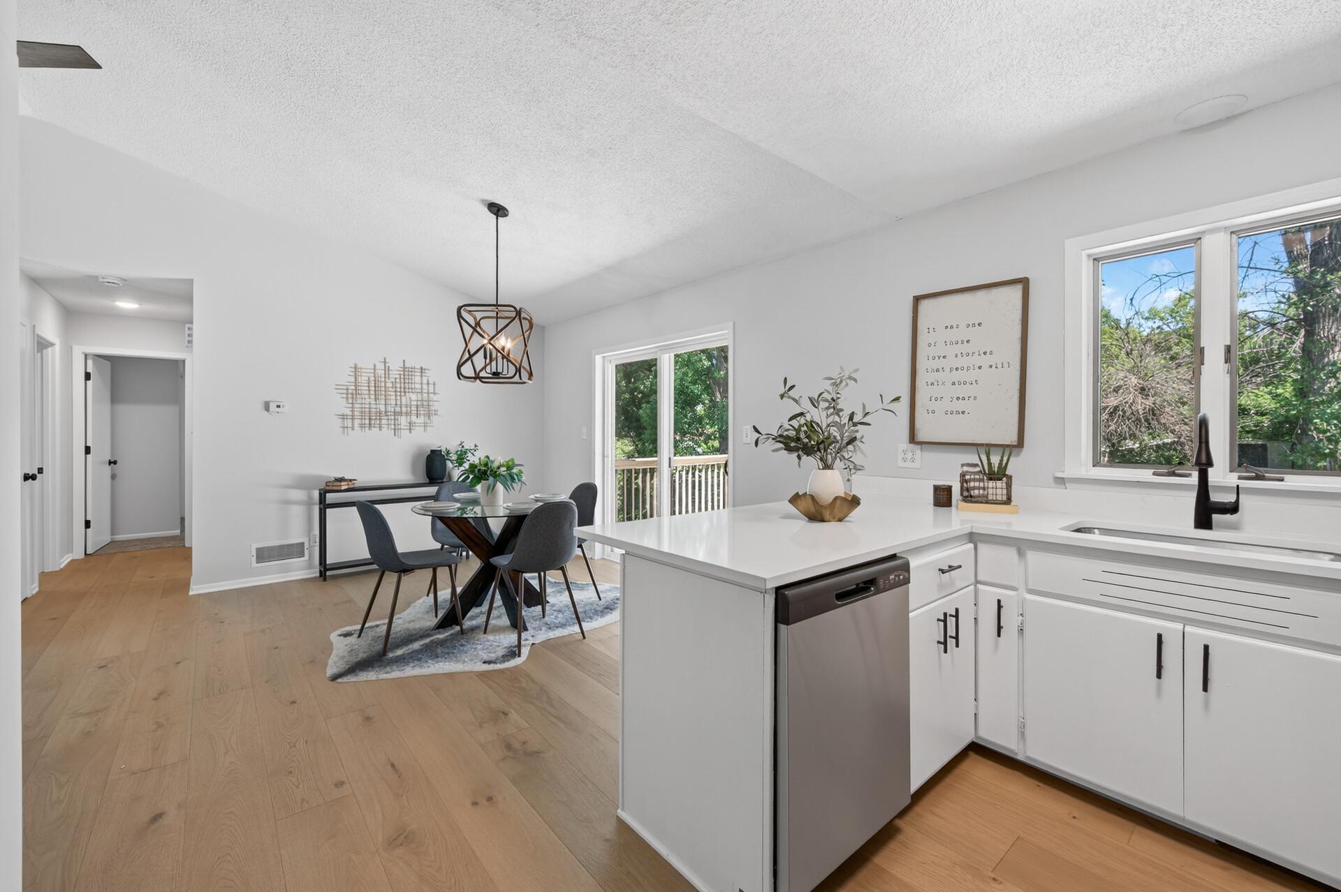 View of Residential at 2709 Holloway Avenue, North Saint Paul MN 55109, North Saint Paul (14 of 37) - Mike Wilen | Minnesota Team Real Estate