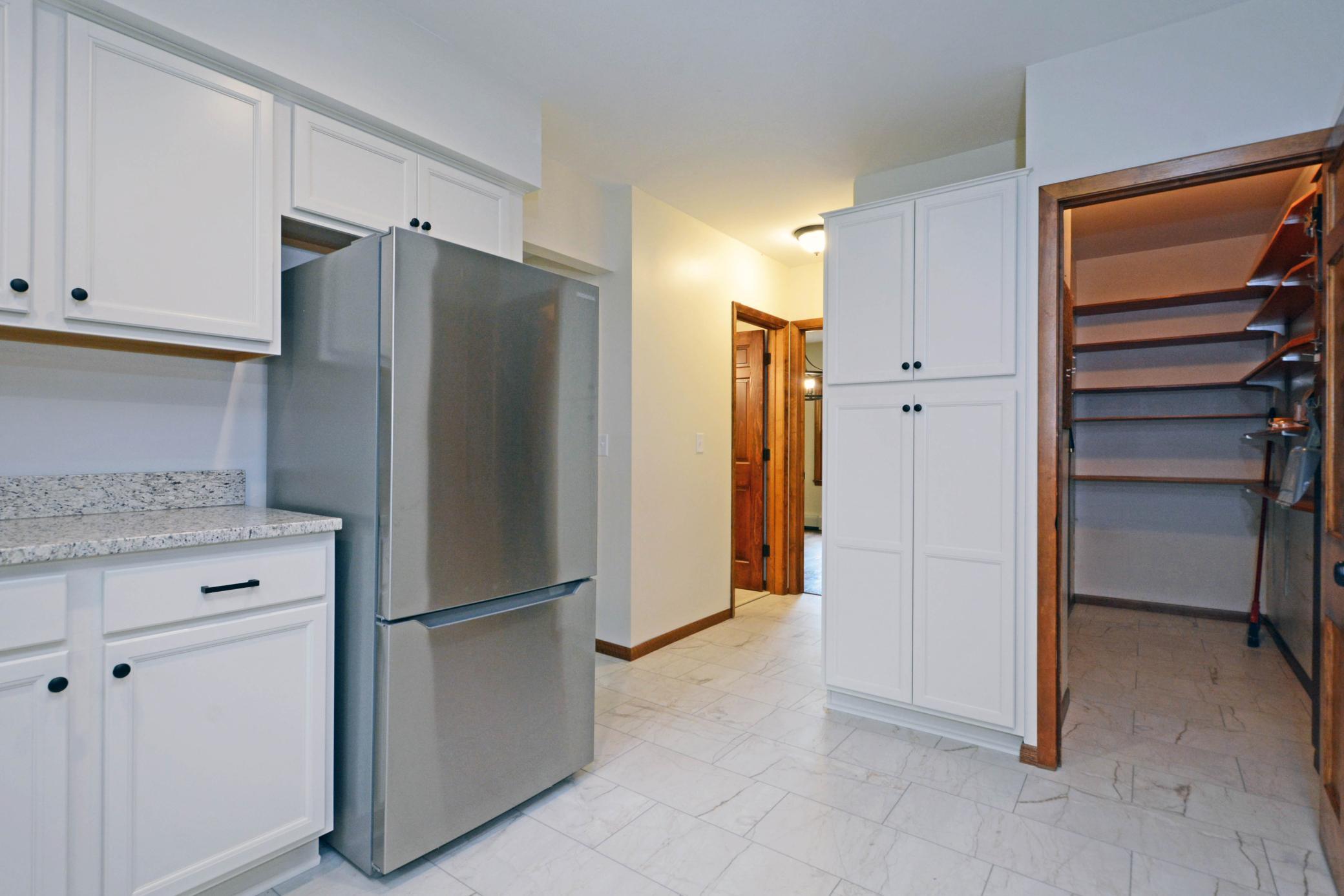 View of Residential at 6448 Glenwood Avenue, Golden Valley MN 55427, Golden Valley (6 of 26) - Mike Wilen | Minnesota Team Real Estate