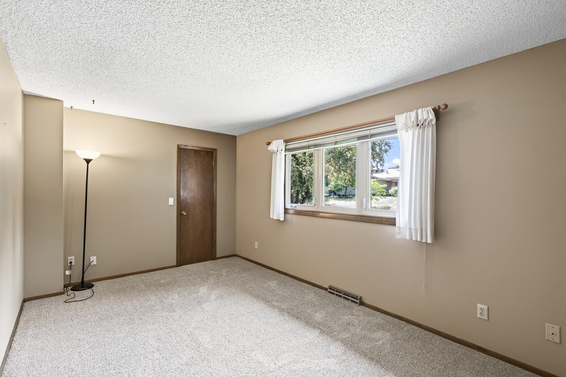 View of Residential at 12912 18th Avenue, Burnsville MN 55337, Burnsville (21 of 49) - Mike Wilen | Minnesota Team Real Estate