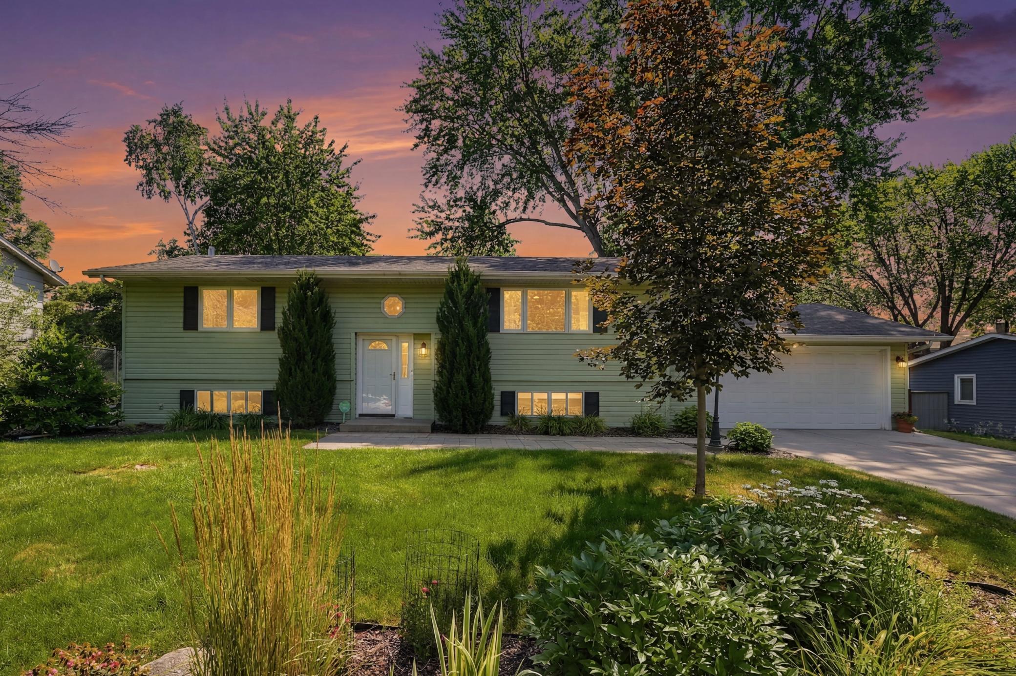 View of Residential at 3224 Hillsboro Avenue, New Hope MN 55427, New Hope (30 of 30) - Mike Wilen | Minnesota Team Real Estate