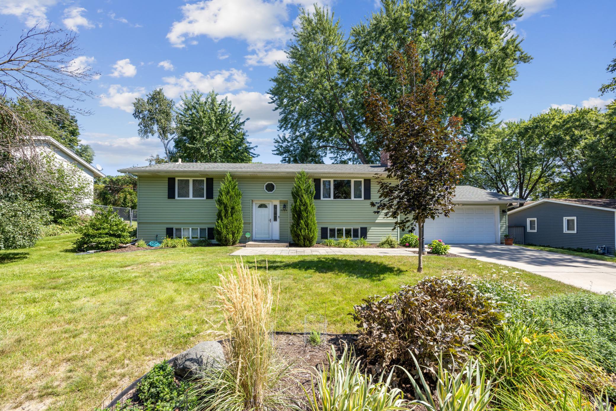 View of Residential at 3224 Hillsboro Avenue, New Hope MN 55427, New Hope (29 of 30) - Mike Wilen | Minnesota Team Real Estate