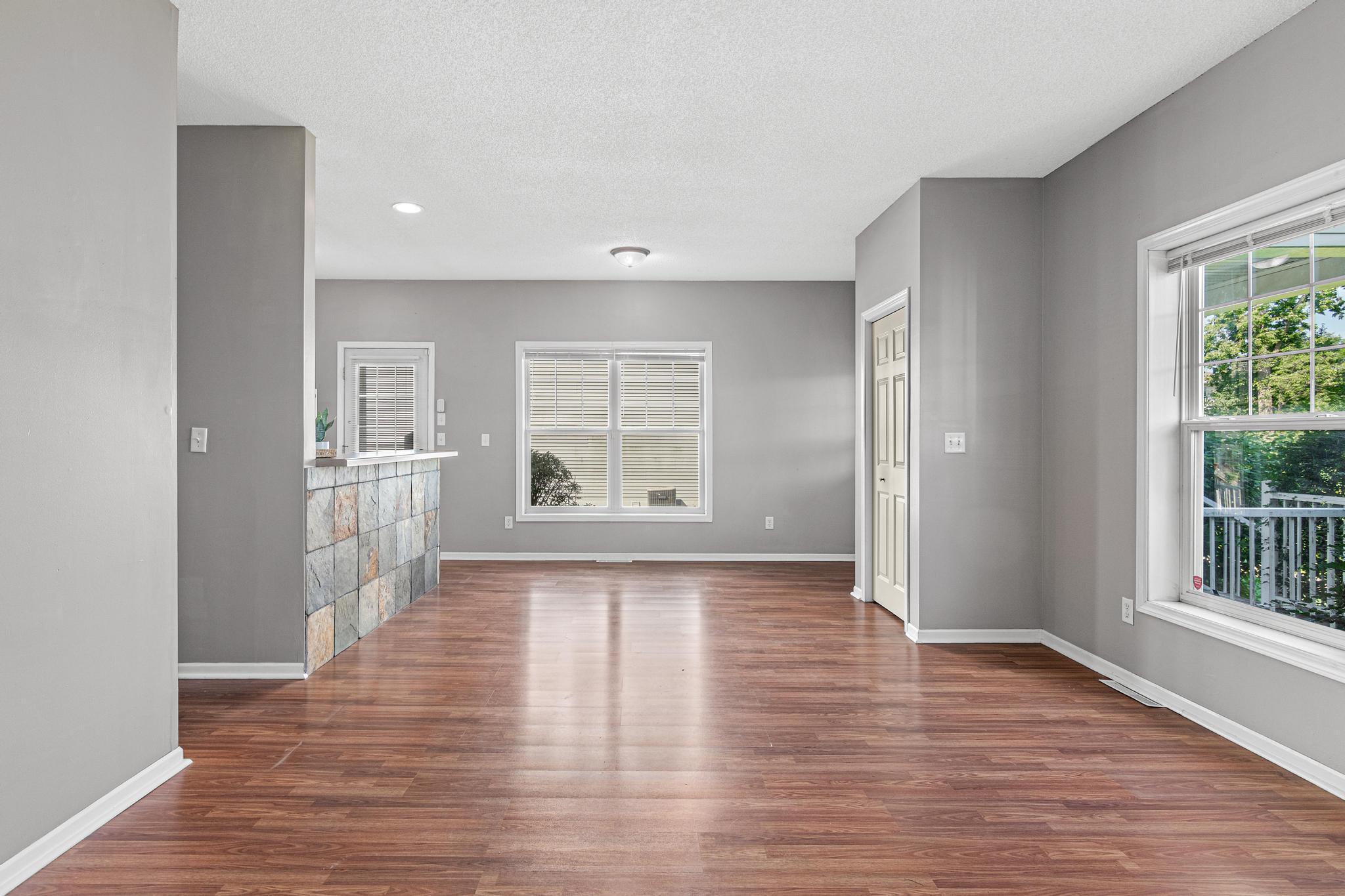 View of Residential at 2917 Hemingway Drive, Chaska MN 55318, Chaska (12 of 31) - Mike Wilen | Minnesota Team Real Estate