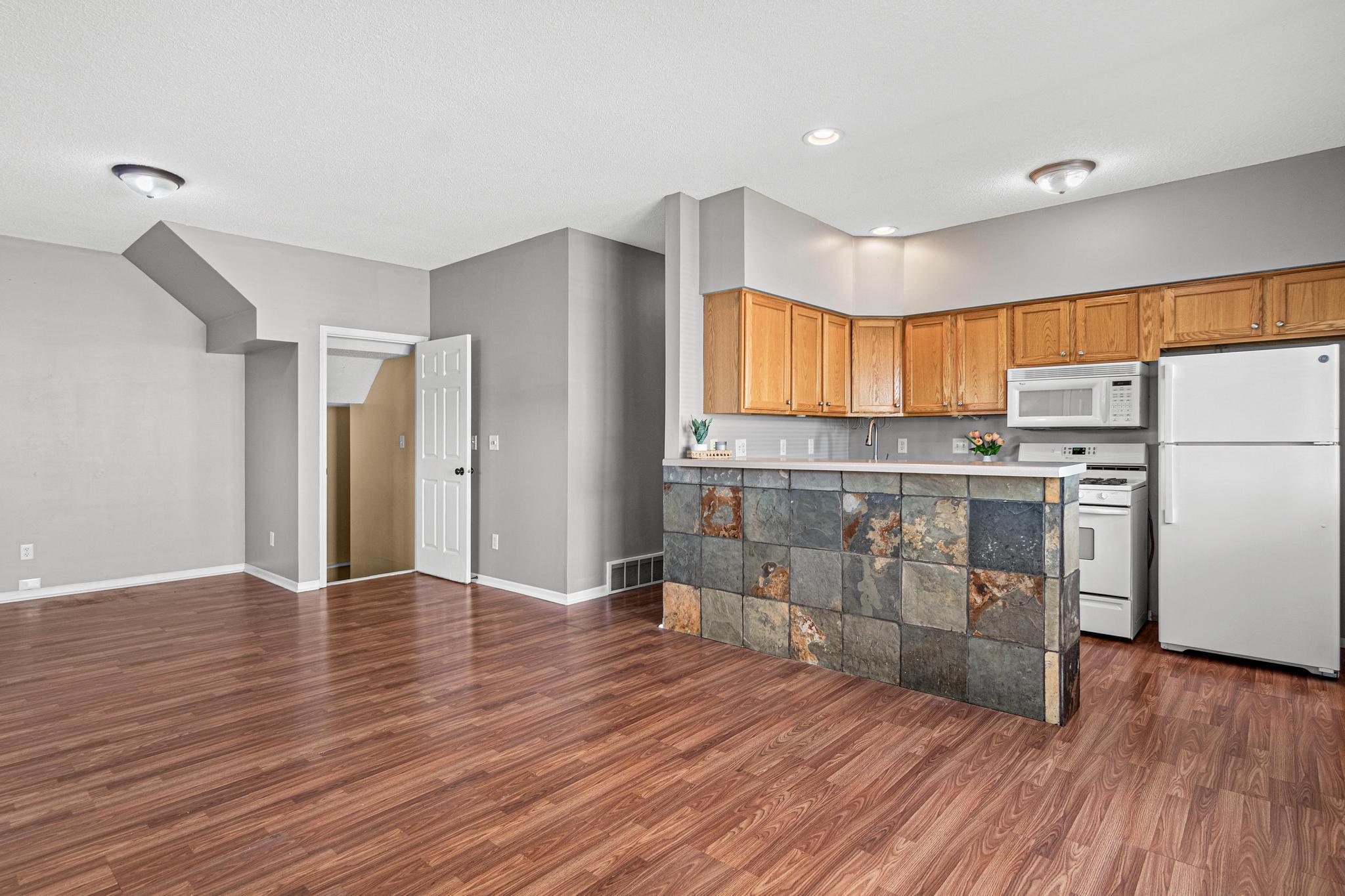 View of Residential at 2917 Hemingway Drive, Chaska MN 55318, Chaska (8 of 31) - Mike Wilen | Minnesota Team Real Estate