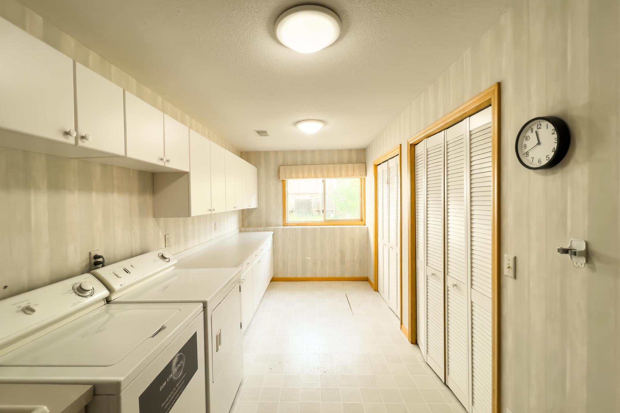 View of Residential at 2543 Cypress Street, Maplewood MN 55109, Maplewood (41 of 42) - Mike Wilen | Minnesota Team Real Estate