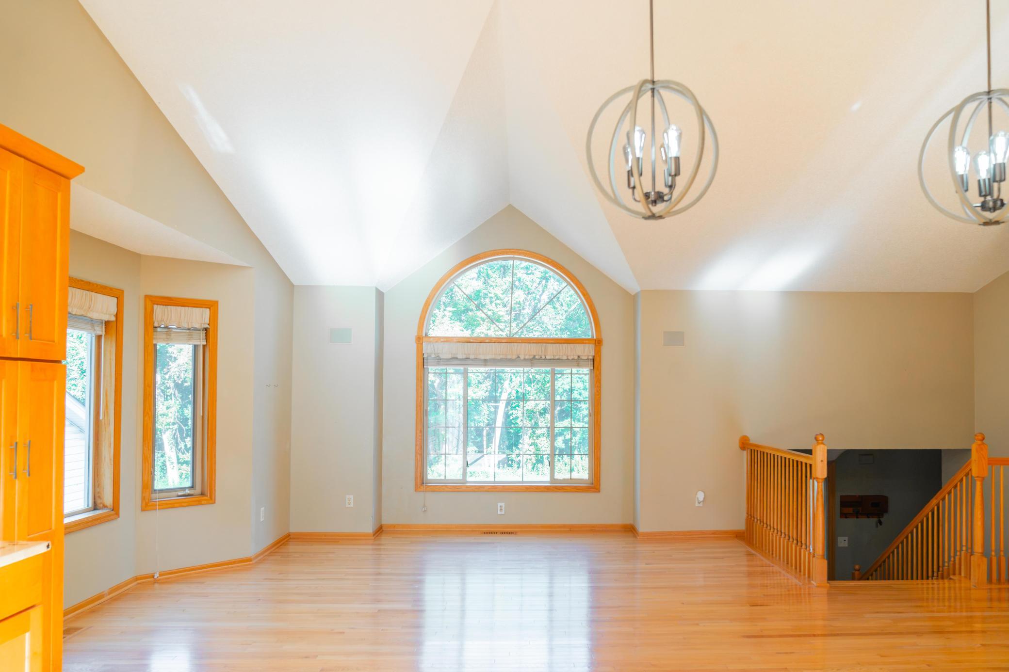 View of Residential at 2543 Cypress Street, Maplewood MN 55109, Maplewood (18 of 42) - Mike Wilen | Minnesota Team Real Estate