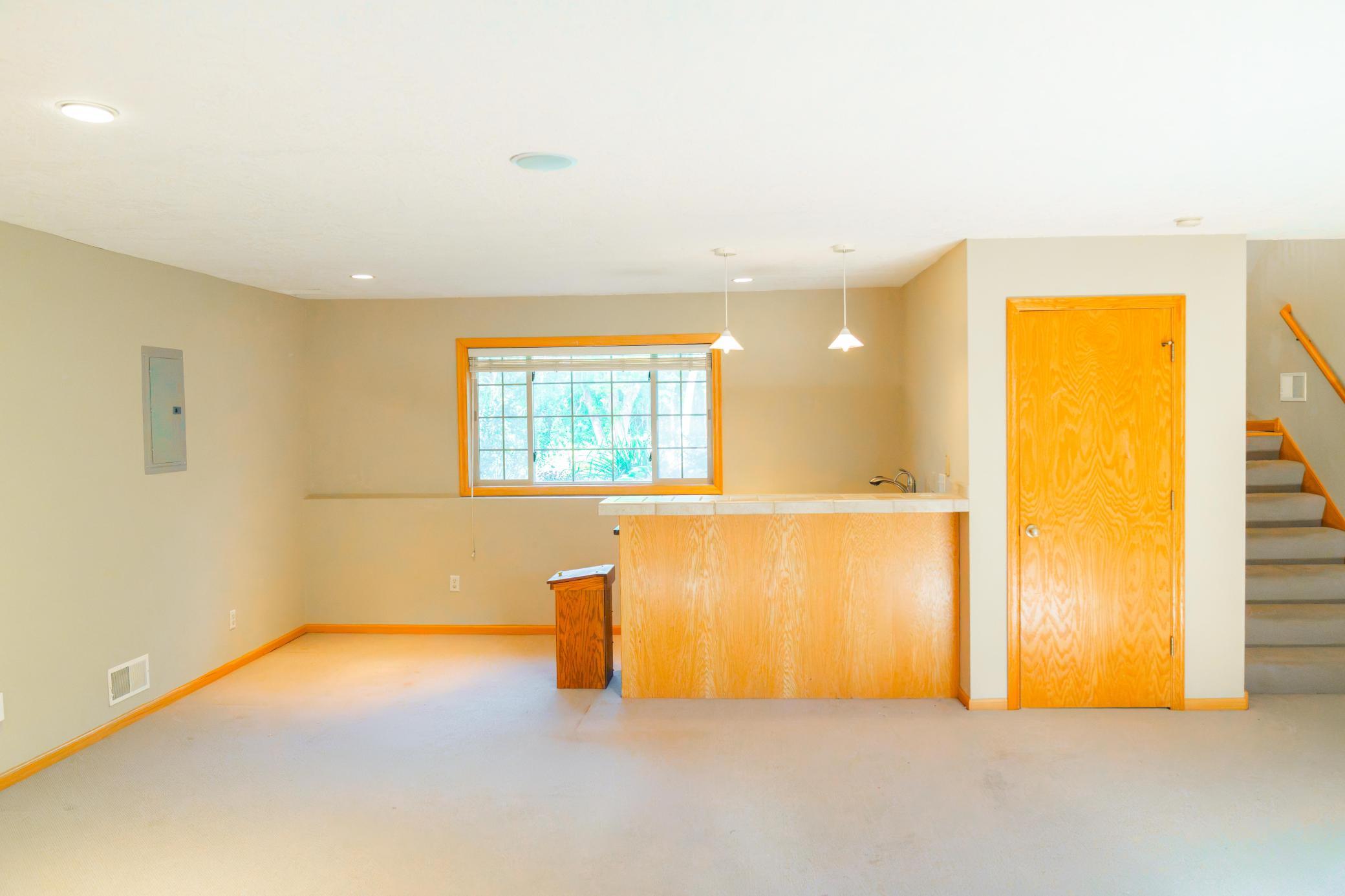 View of Residential at 2543 Cypress Street, Maplewood MN 55109, Maplewood (36 of 42) - Mike Wilen | Minnesota Team Real Estate