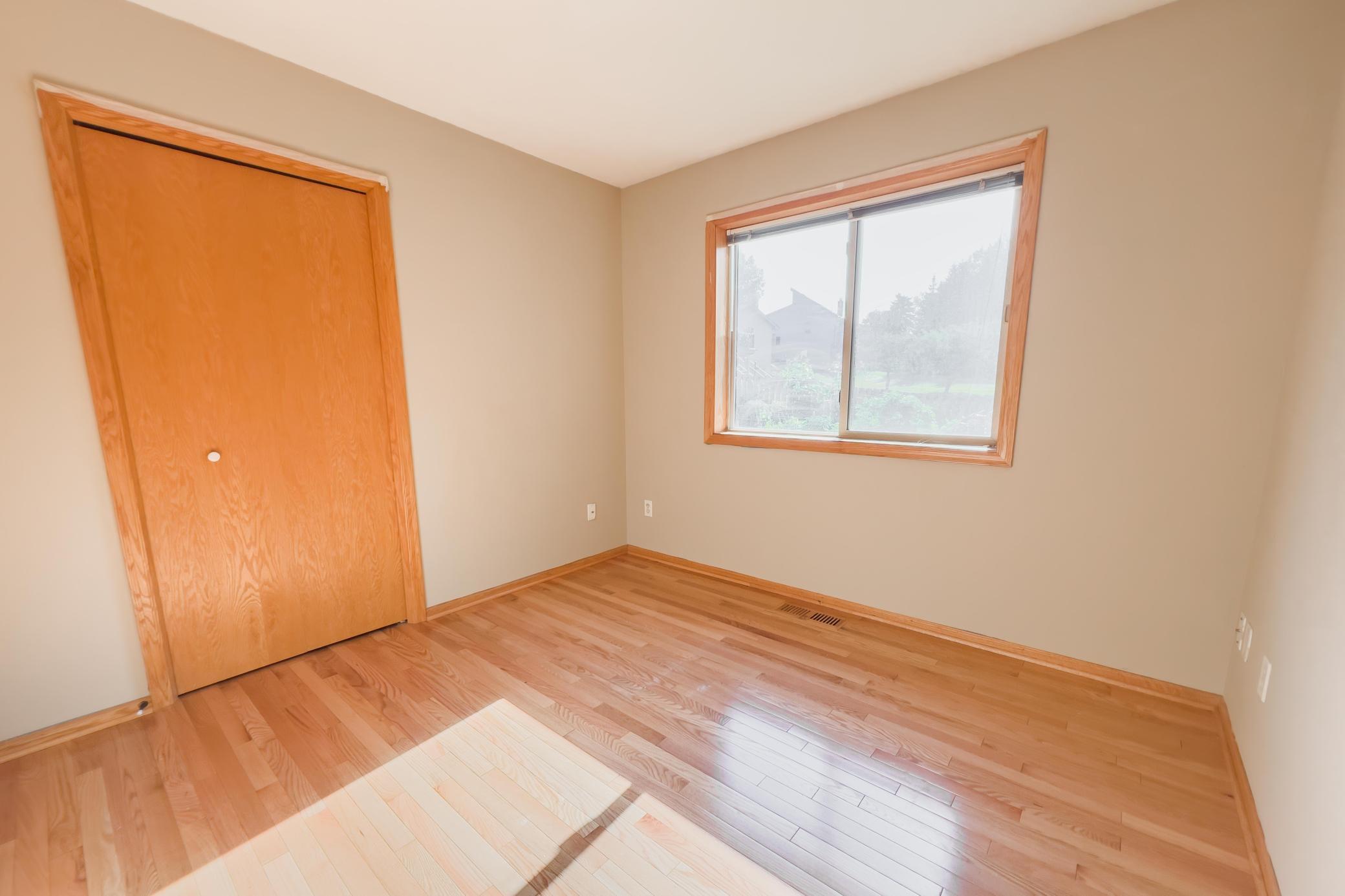 View of Residential at 2543 Cypress Street, Maplewood MN 55109, Maplewood (32 of 42) - Mike Wilen | Minnesota Team Real Estate