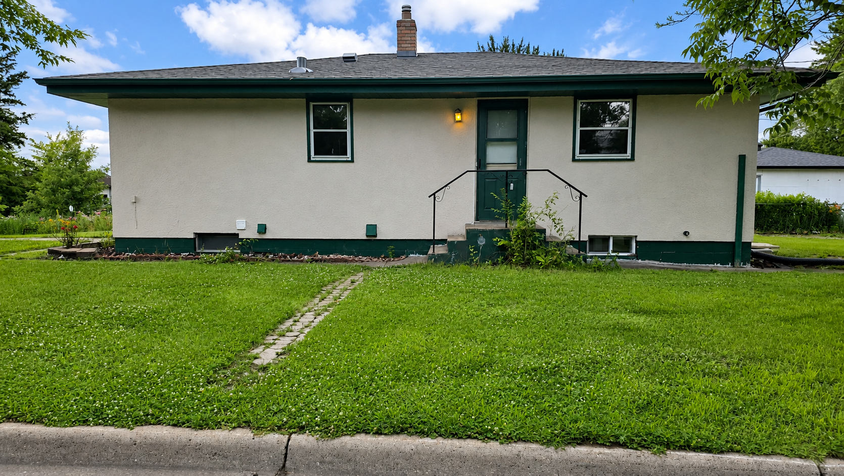 View of Residential at 1597 Margaret Street, Saint Paul MN 55106, Saint Paul (13 of 15) - Mike Wilen | Minnesota Team Real Estate