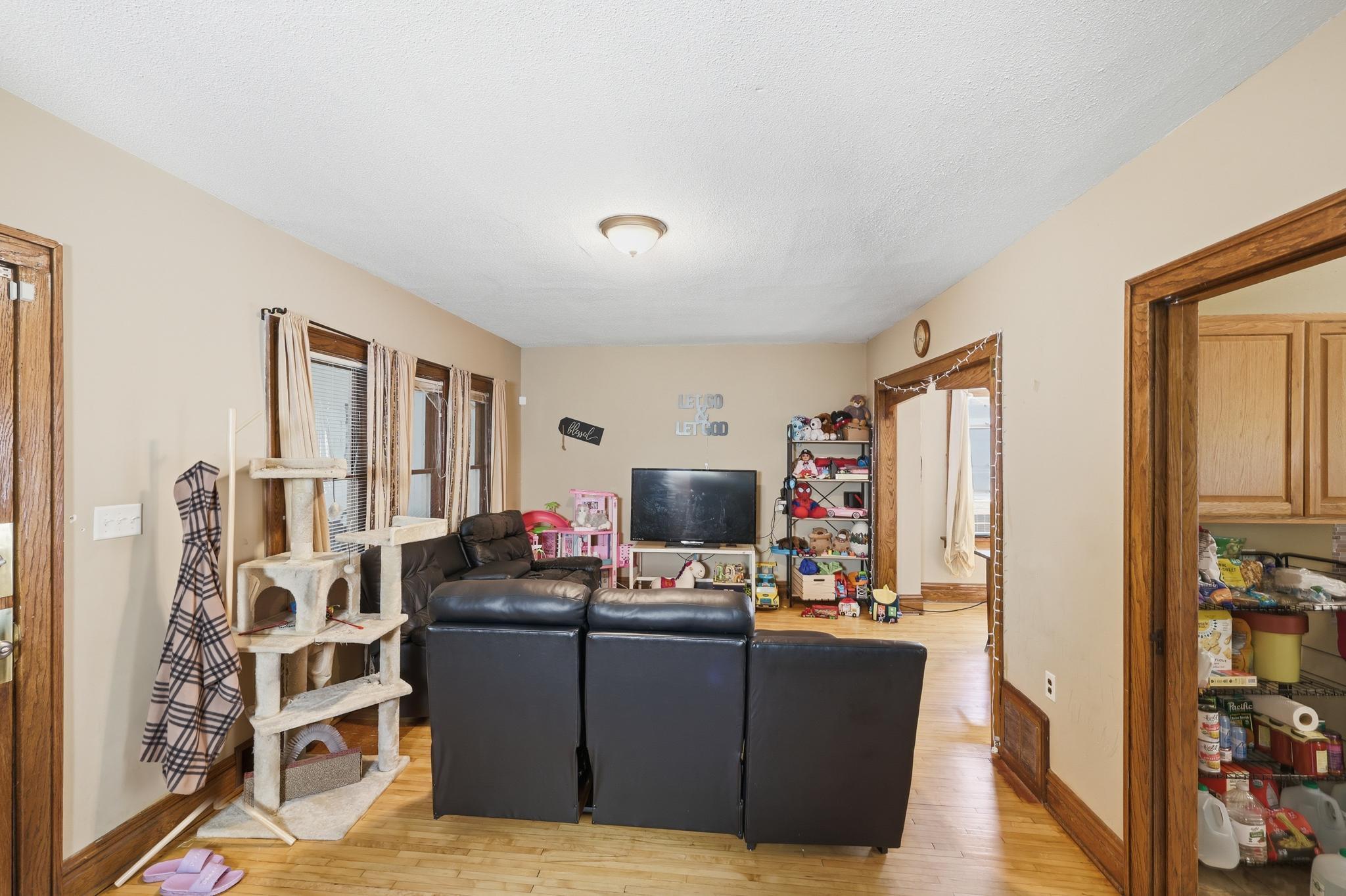View of Residential at 2815 Irving Avenue, Minneapolis MN 55411, Minneapolis (16 of 27) - Mike Wilen | Minnesota Team Real Estate