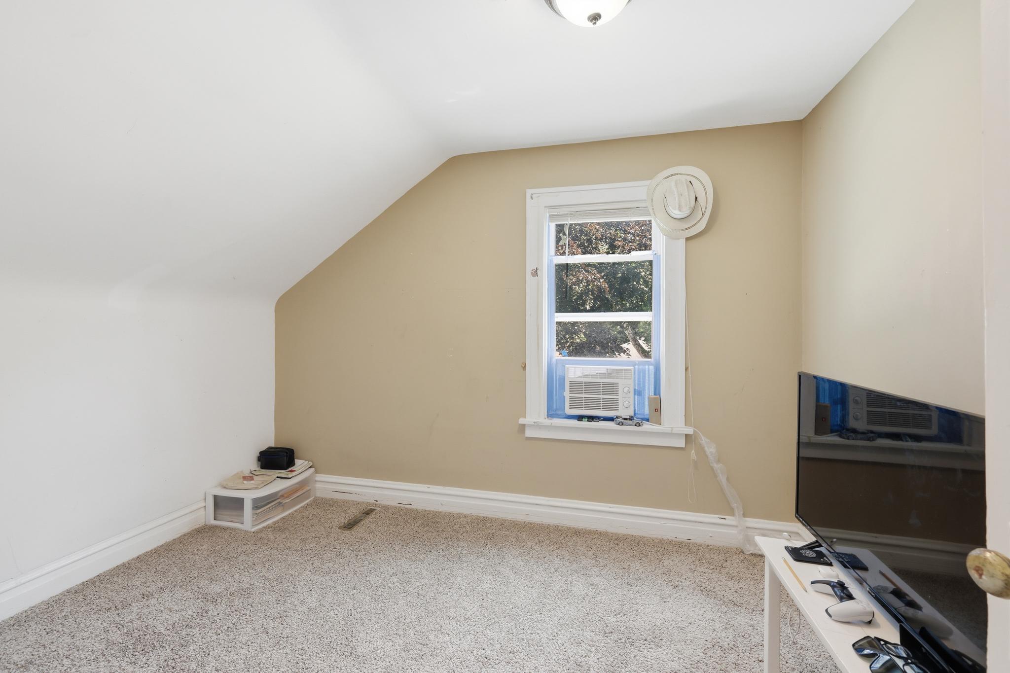 View of Residential at 2815 Irving Avenue, Minneapolis MN 55411, Minneapolis (15 of 27) - Mike Wilen | Minnesota Team Real Estate