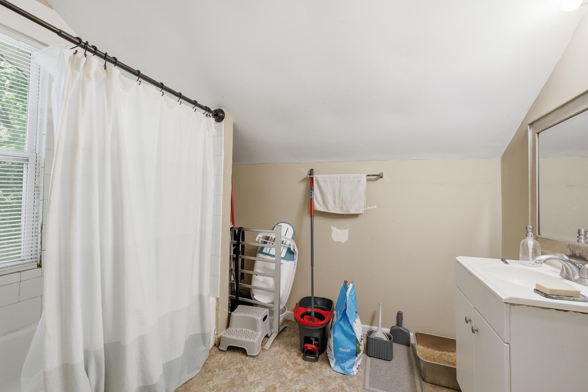 View of Residential at 2815 Irving Avenue, Minneapolis MN 55411, Minneapolis (13 of 27) - Mike Wilen | Minnesota Team Real Estate
