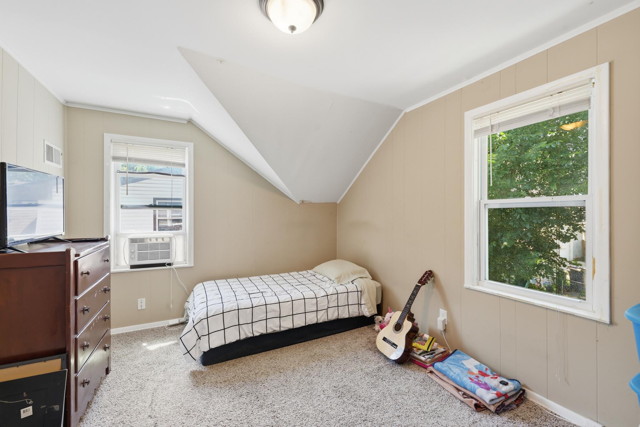 View of Residential at 2815 Irving Avenue, Minneapolis MN 55411, Minneapolis (12 of 27) - Mike Wilen | Minnesota Team Real Estate
