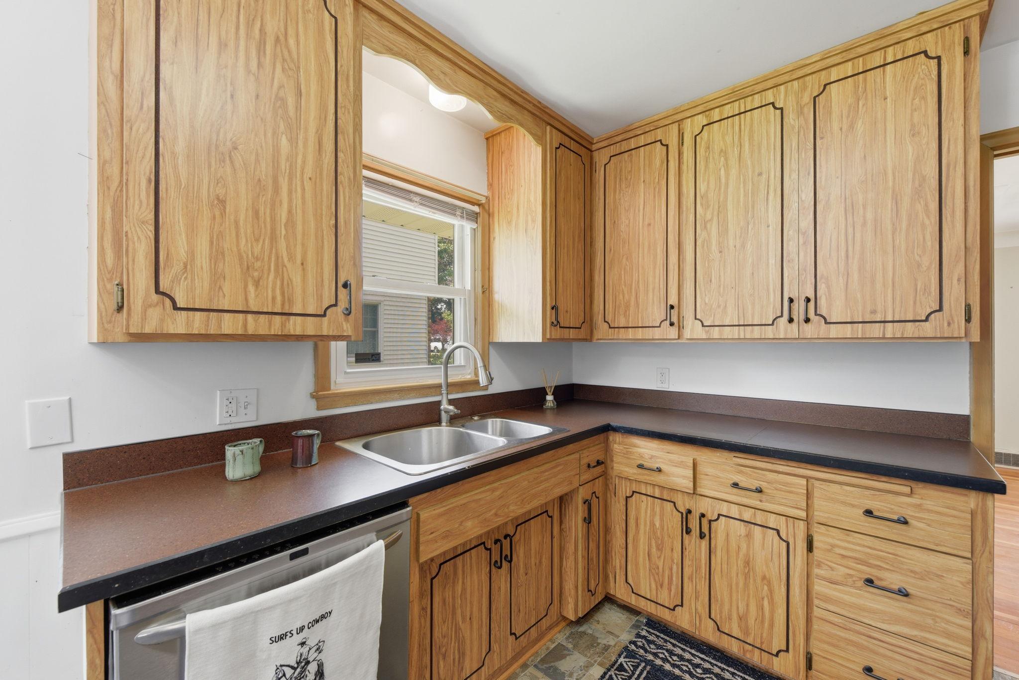 View of Residential at 3426 Zenith Avenue, Robbinsdale MN 55422, Robbinsdale (13 of 46) - Mike Wilen | Minnesota Team Real Estate