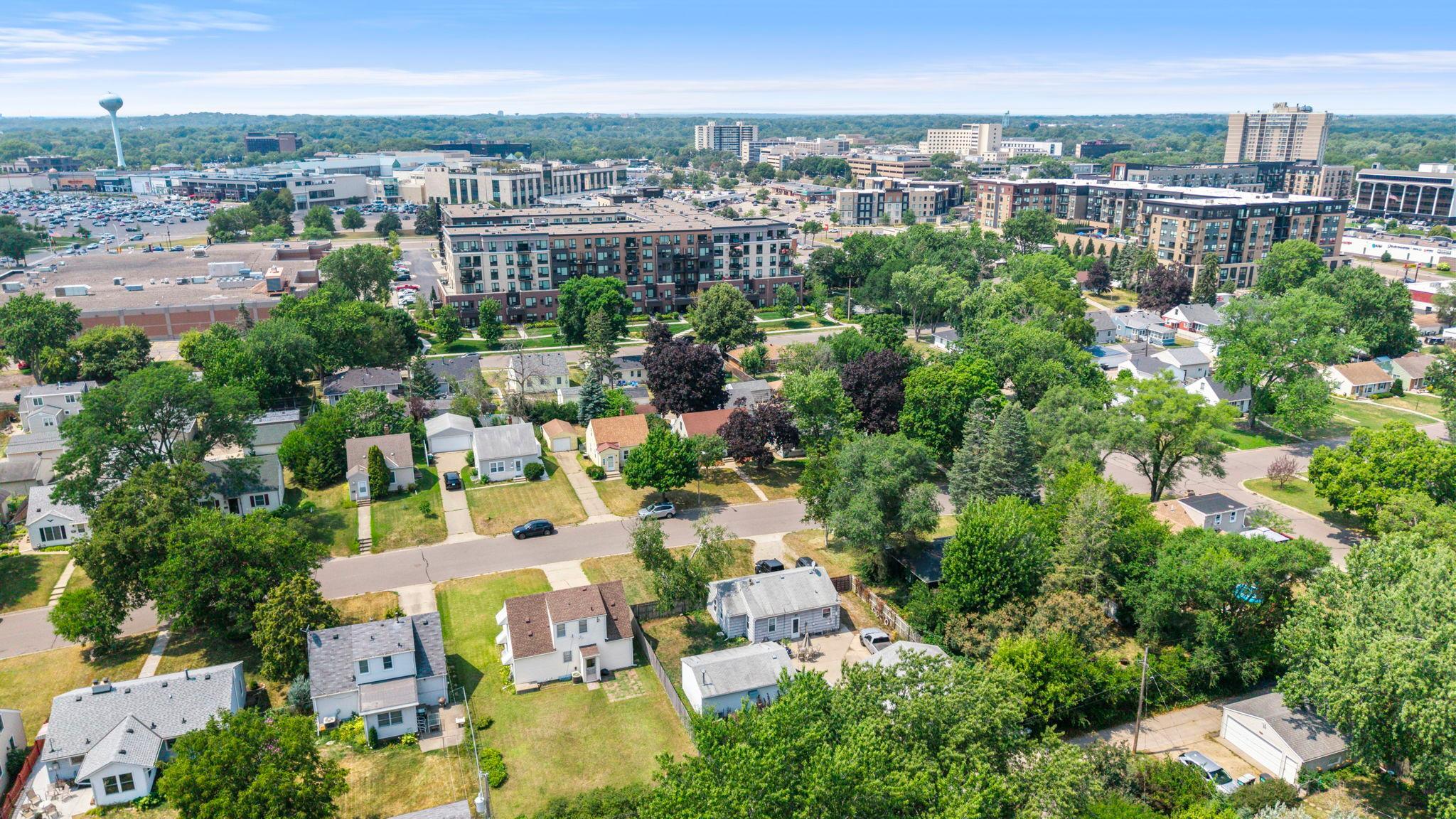 View of Residential at 6712 Washburn Avenue, Richfield MN 55423, Richfield (43 of 44) - Mike Wilen | Minnesota Team Real Estate