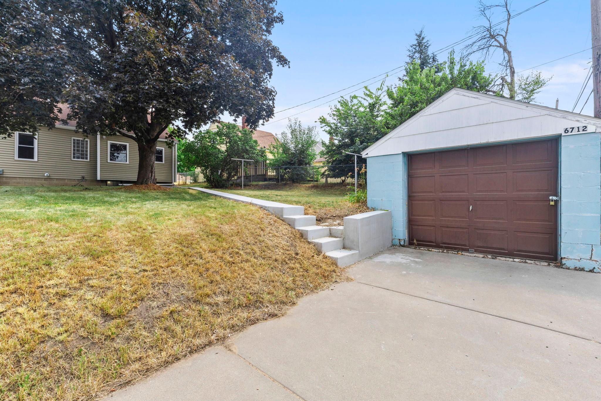 View of Residential at 6712 Washburn Avenue, Richfield MN 55423, Richfield (41 of 44) - Mike Wilen | Minnesota Team Real Estate