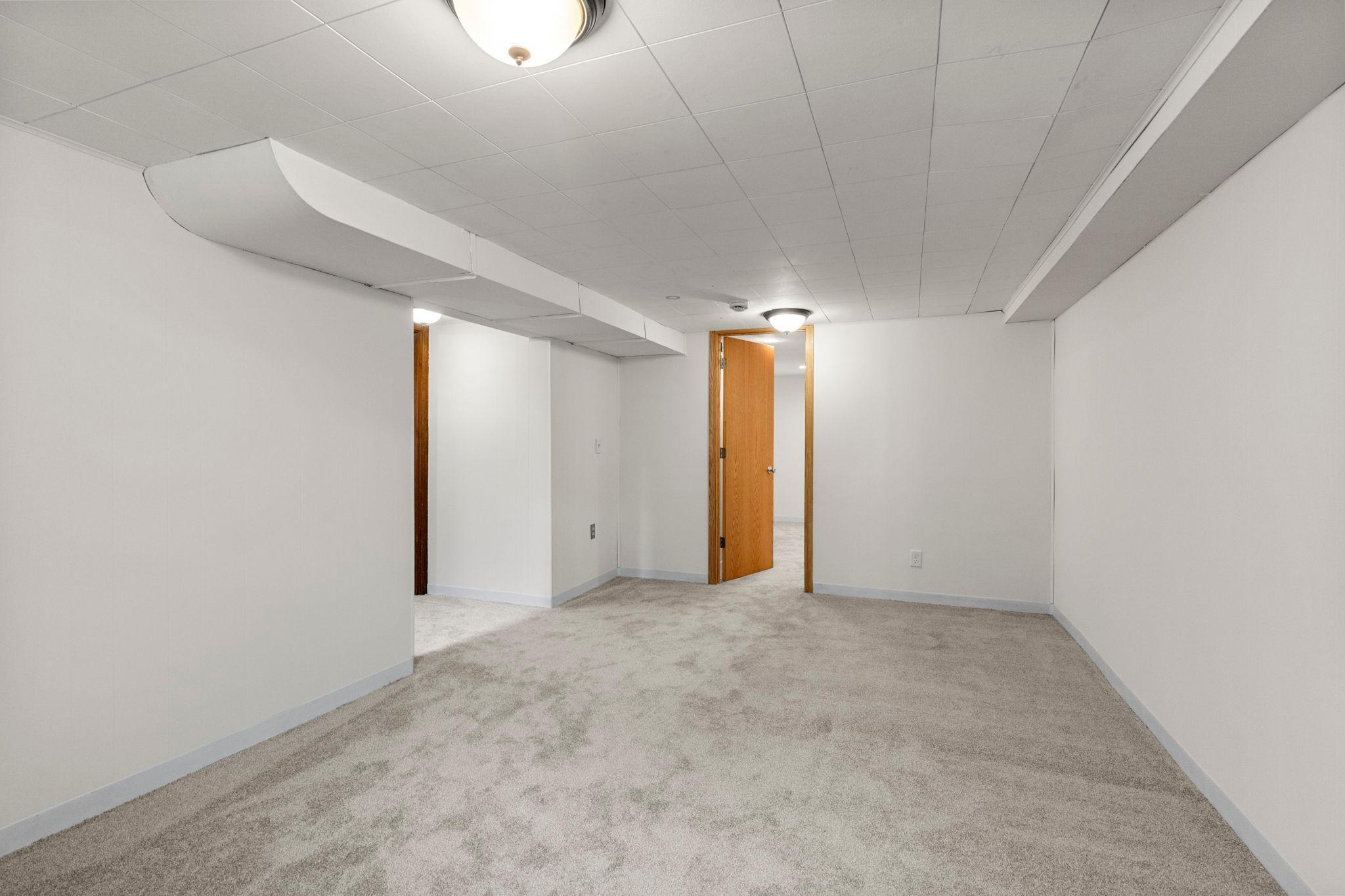 View of Residential at 6712 Washburn Avenue, Richfield MN 55423, Richfield (30 of 44) - Mike Wilen | Minnesota Team Real Estate