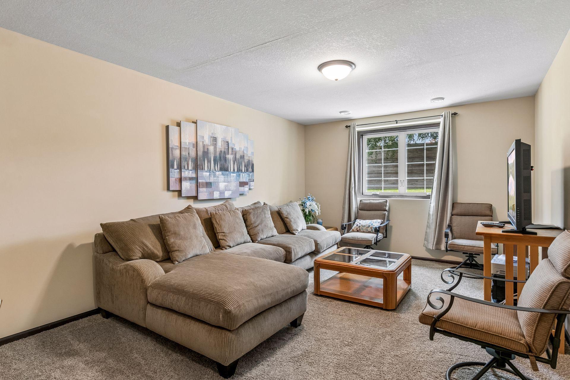 View of Residential at 2588 Vierling Drive, Shakopee MN 55379, Shakopee (18 of 29) - Mike Wilen | Minnesota Team Real Estate