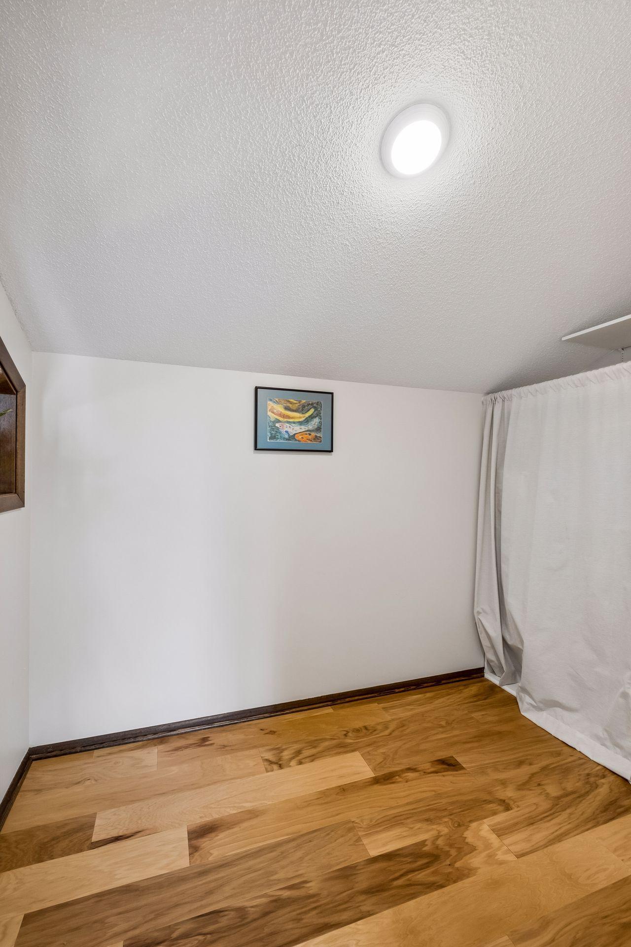 View of Residential at 954 Carmel Court, Shoreview MN 55126, Shoreview (19 of 32) - Mike Wilen | Minnesota Team Real Estate