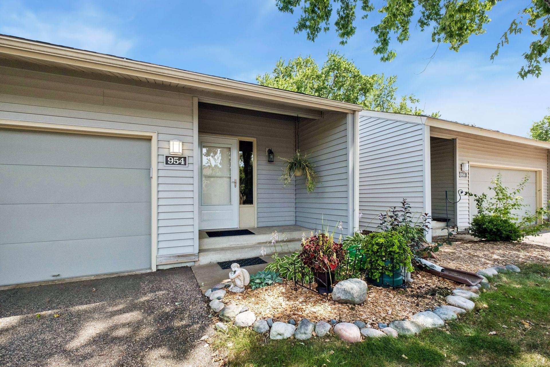 View of Residential at 954 Carmel Court, Shoreview MN 55126, Shoreview (5 of 32) - Mike Wilen | Minnesota Team Real Estate