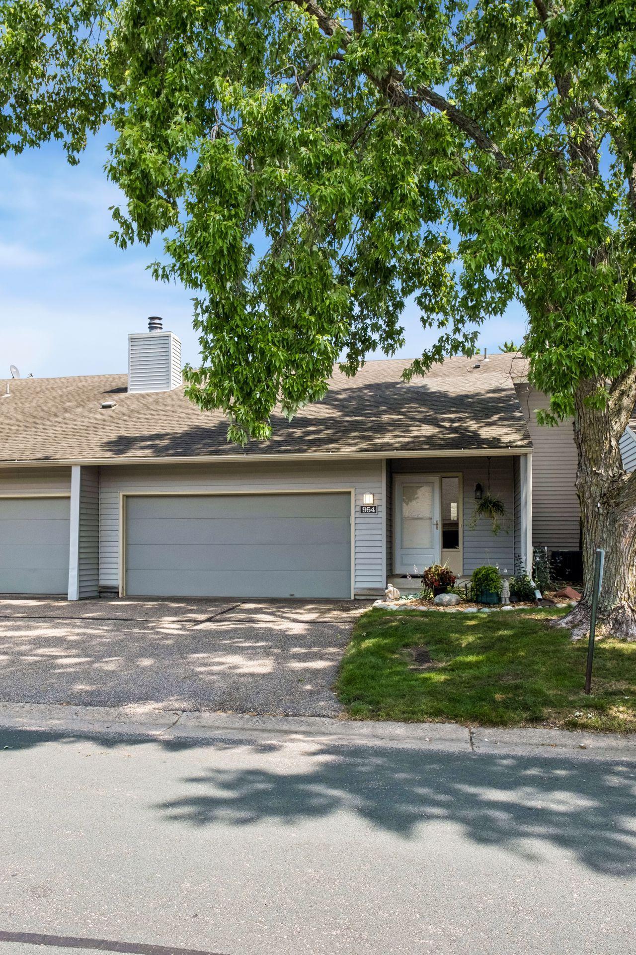 View of Residential at 954 Carmel Court, Shoreview MN 55126, Shoreview (3 of 32) - Mike Wilen | Minnesota Team Real Estate