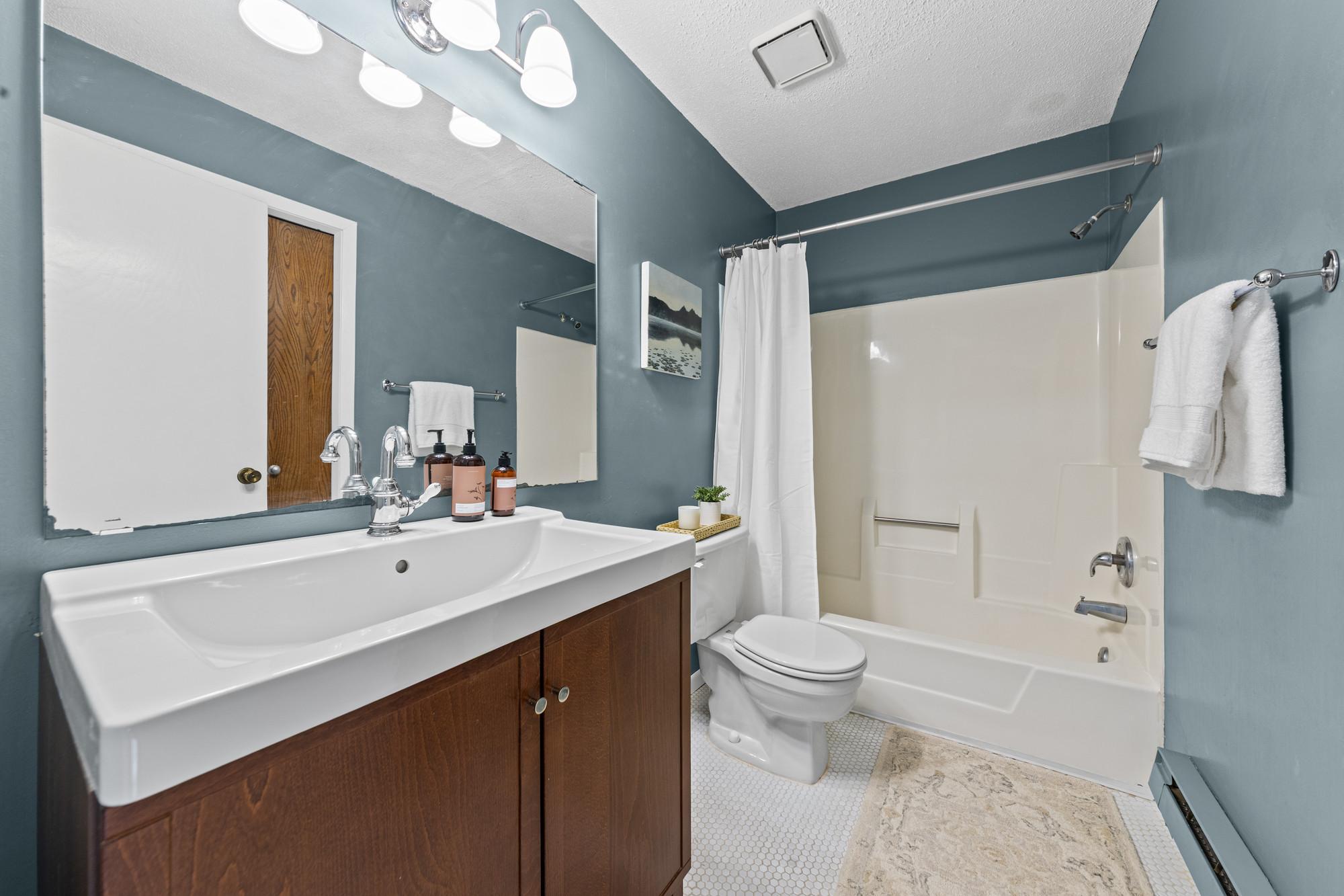 View of Residential at 1560 Wheelock Lane #203, Saint Paul MN 55117, Saint Paul (19 of 30) - Mike Wilen | Minnesota Team Real Estate