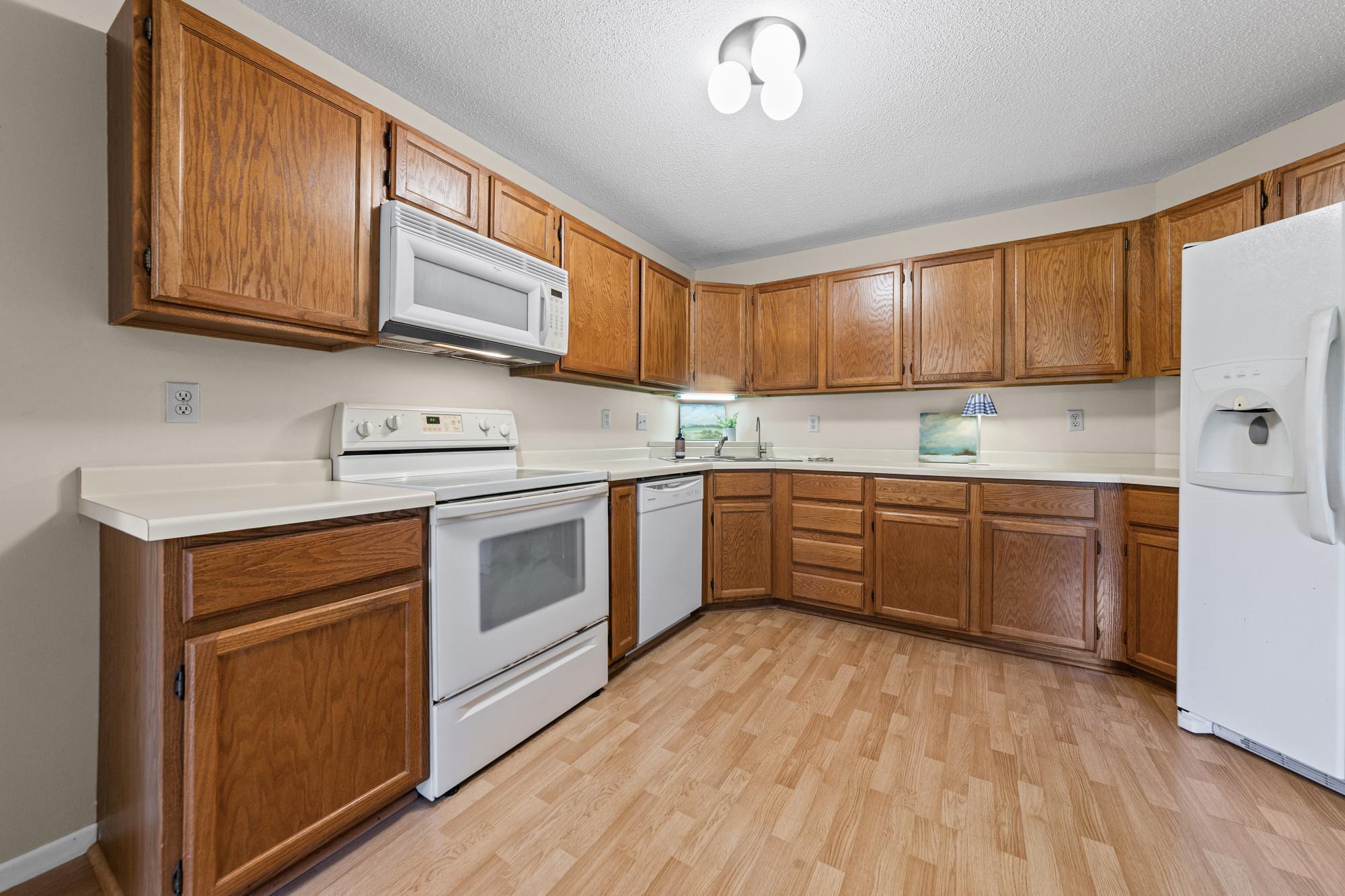 View of Residential at 1560 Wheelock Lane #203, Saint Paul MN 55117, Saint Paul (10 of 30) - Mike Wilen | Minnesota Team Real Estate