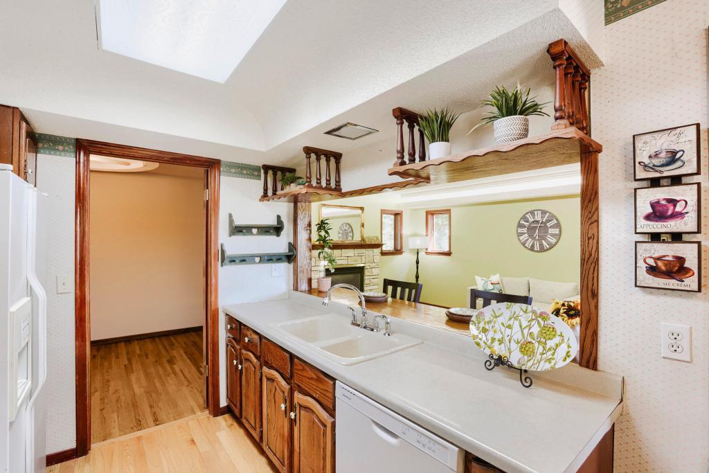 View of Residential at 558 113th Lane, Coon Rapids MN 55448, Coon Rapids (4 of 39) - Mike Wilen | Minnesota Team Real Estate