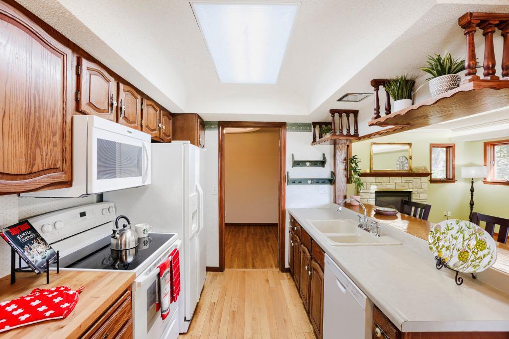 View of Residential at 558 113th Lane, Coon Rapids MN 55448, Coon Rapids (7 of 39) - Mike Wilen | Minnesota Team Real Estate