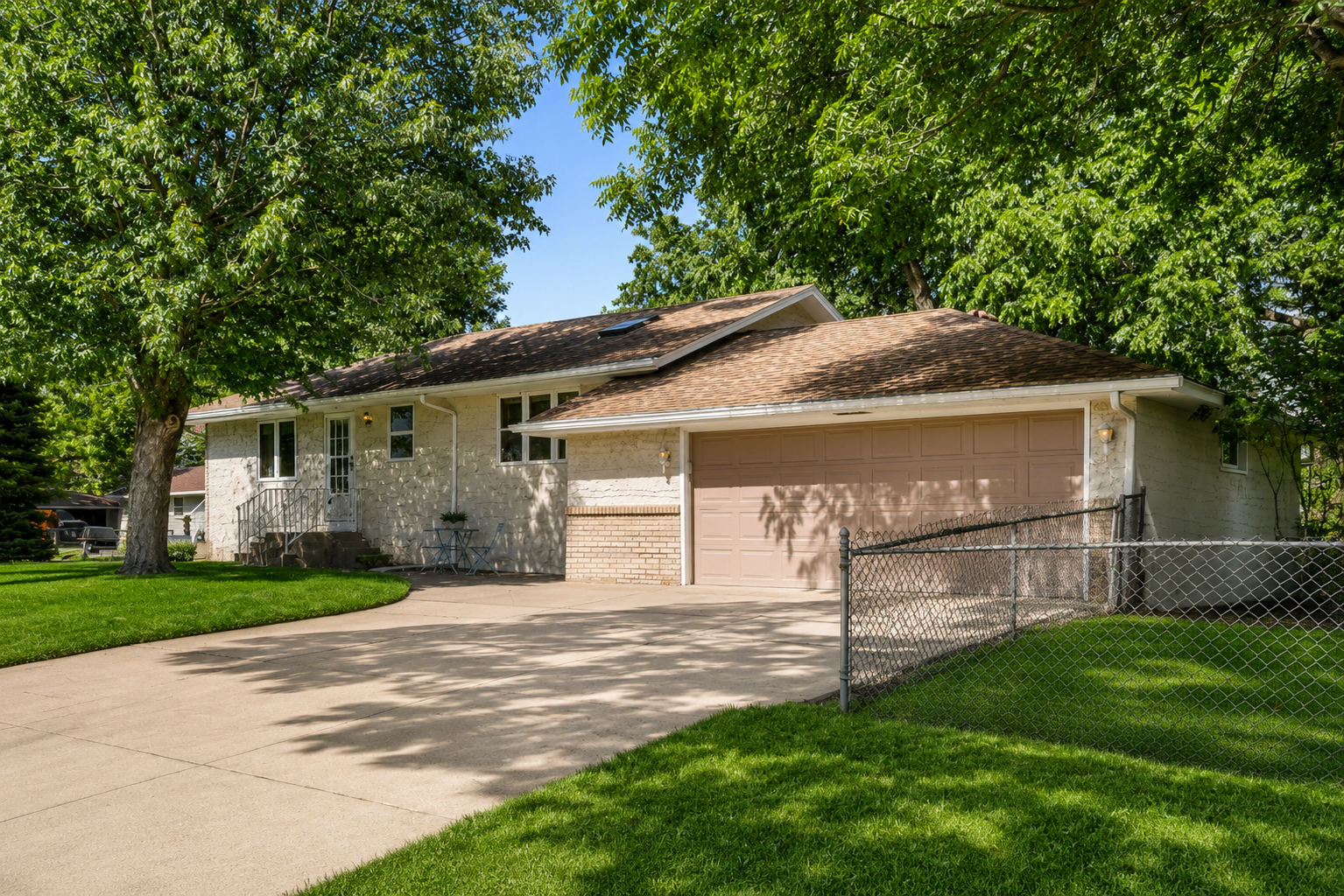 View of Residential at 558 113th Lane, Coon Rapids MN 55448, Coon Rapids (27 of 39) - Mike Wilen | Minnesota Team Real Estate