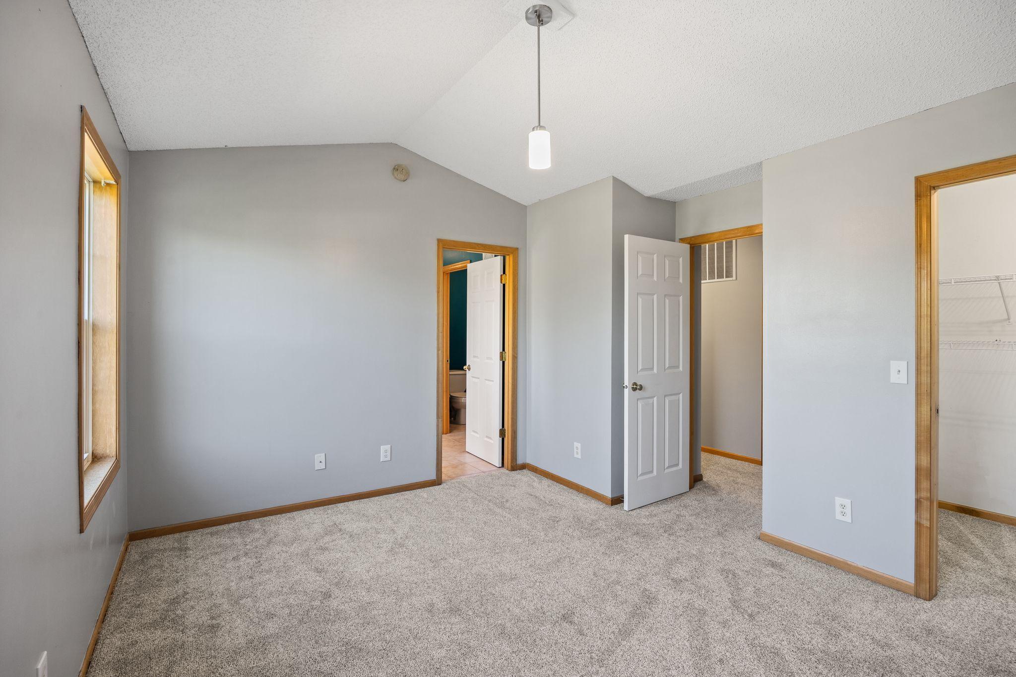 View of Residential at 1893 Clover Meadow Drive, Chaska MN 55318, Chaska (17 of 34) - Mike Wilen | Minnesota Team Real Estate