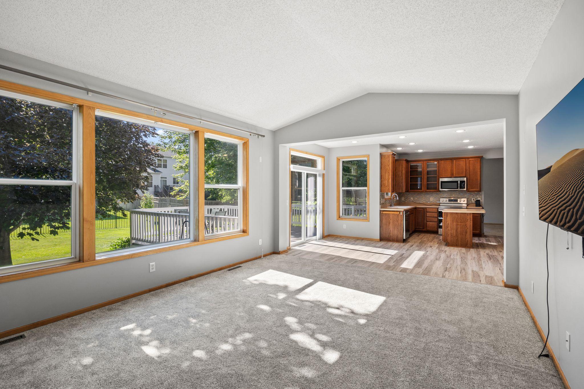 View of Residential at 1893 Clover Meadow Drive, Chaska MN 55318, Chaska (14 of 34) - Mike Wilen | Minnesota Team Real Estate