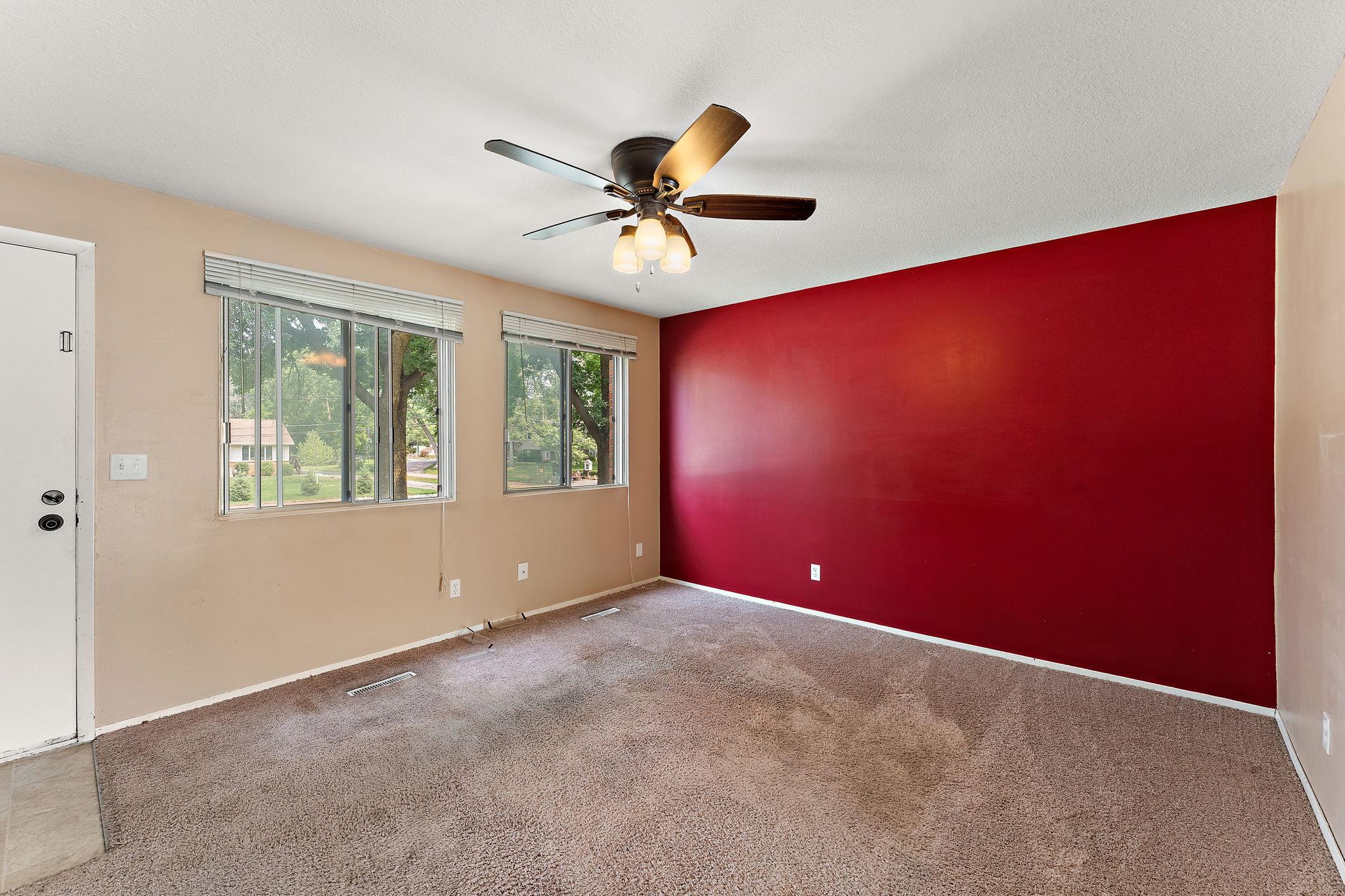 View of Residential at 6357 15th Street, Oakdale MN 55128, Oakdale (5 of 22) - Mike Wilen | Minnesota Team Real Estate