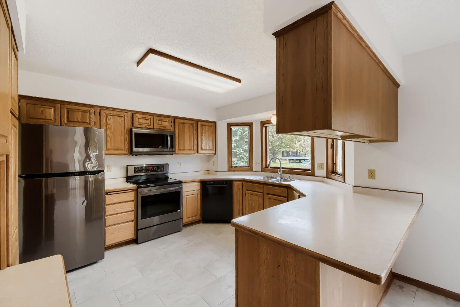 View of Residential at 9270 Cornell Road, Woodbury MN 55125, Woodbury (12 of 36) - Mike Wilen | Minnesota Team Real Estate