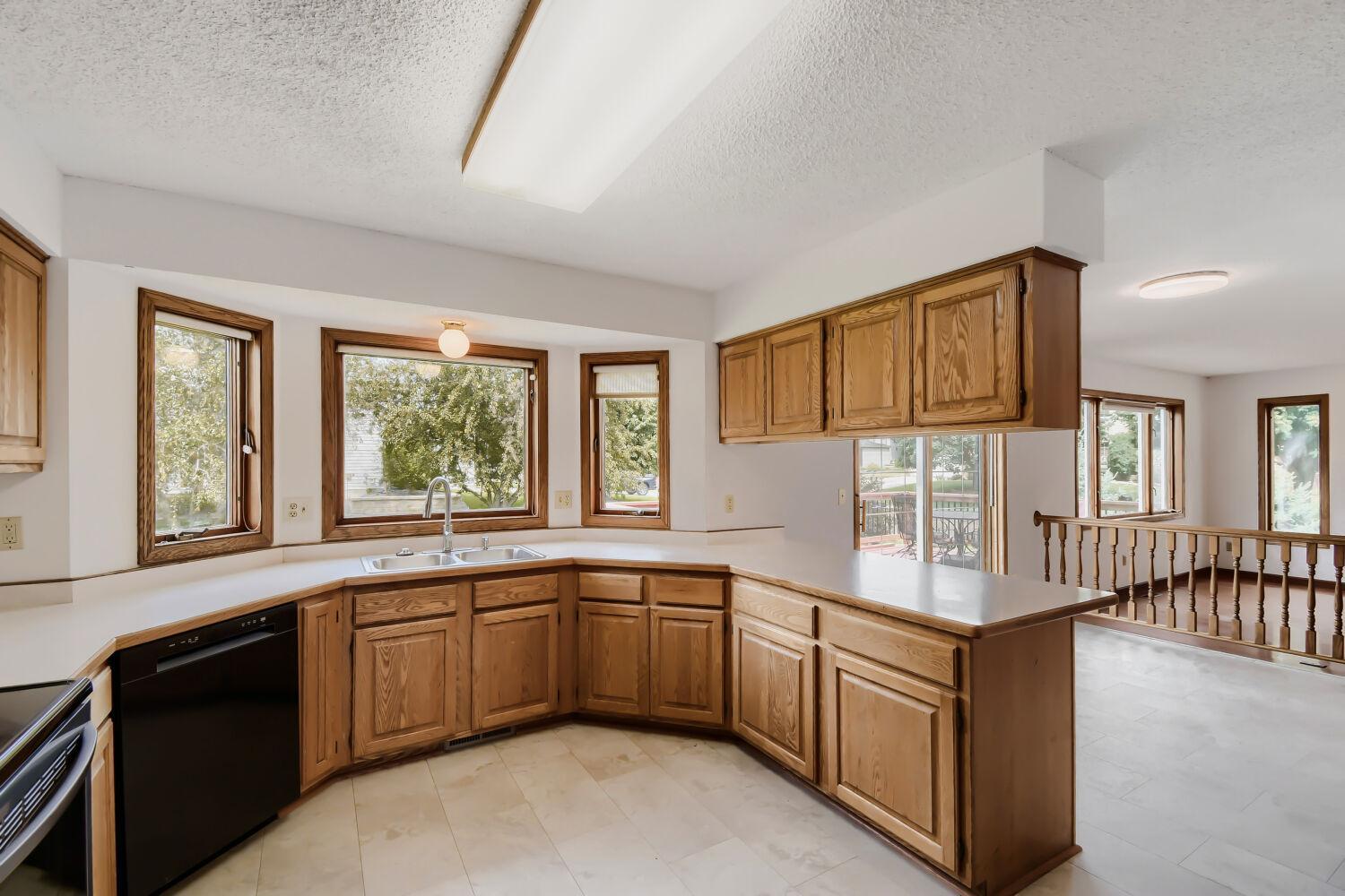 View of Residential at 9270 Cornell Road, Woodbury MN 55125, Woodbury (10 of 36) - Mike Wilen | Minnesota Team Real Estate