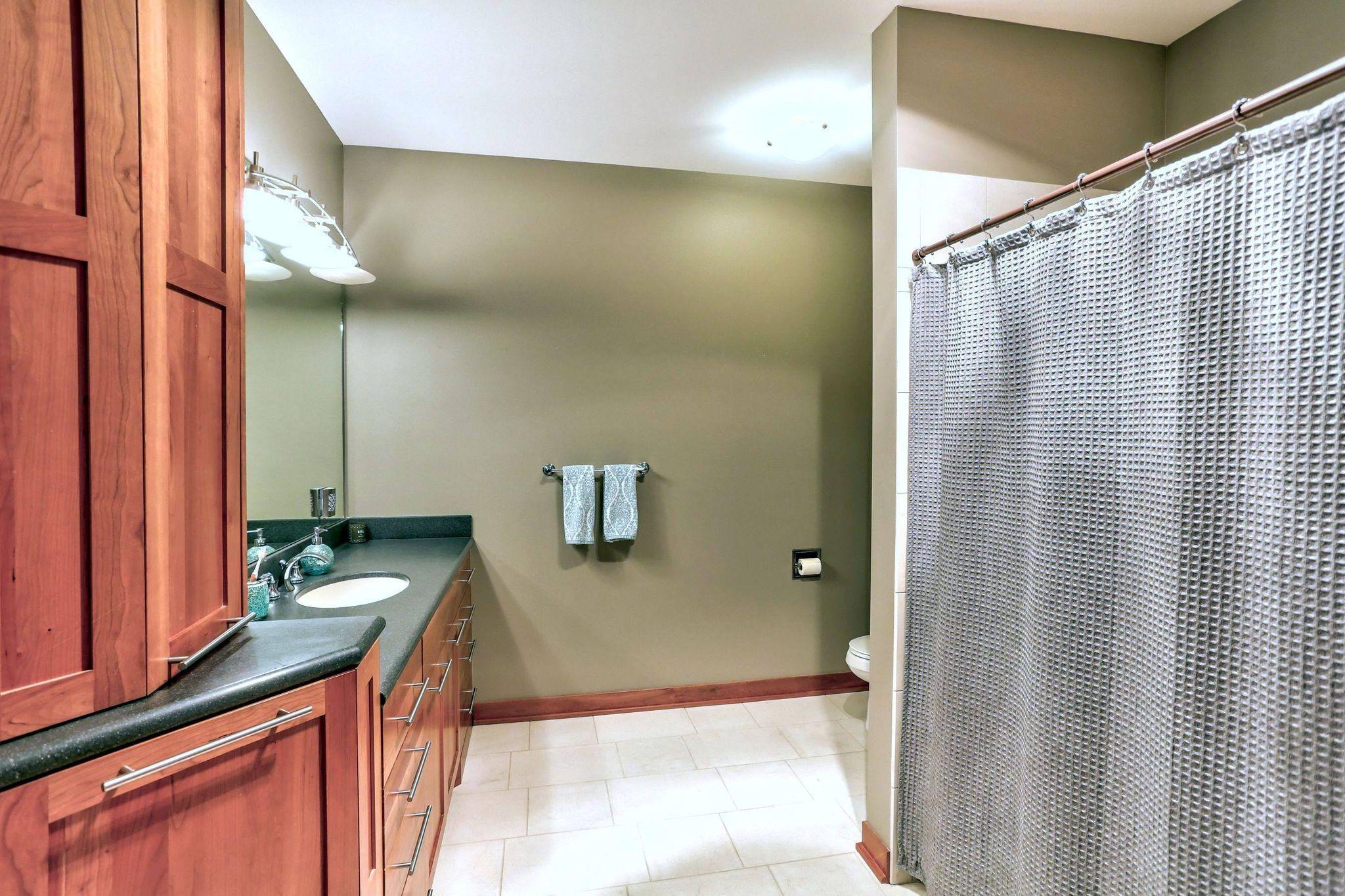 View of Residential at 1070 Grandview Court #406, Columbia Heights MN 55421, Columbia Heights (20 of 34) - Mike Wilen | Minnesota Team Real Estate