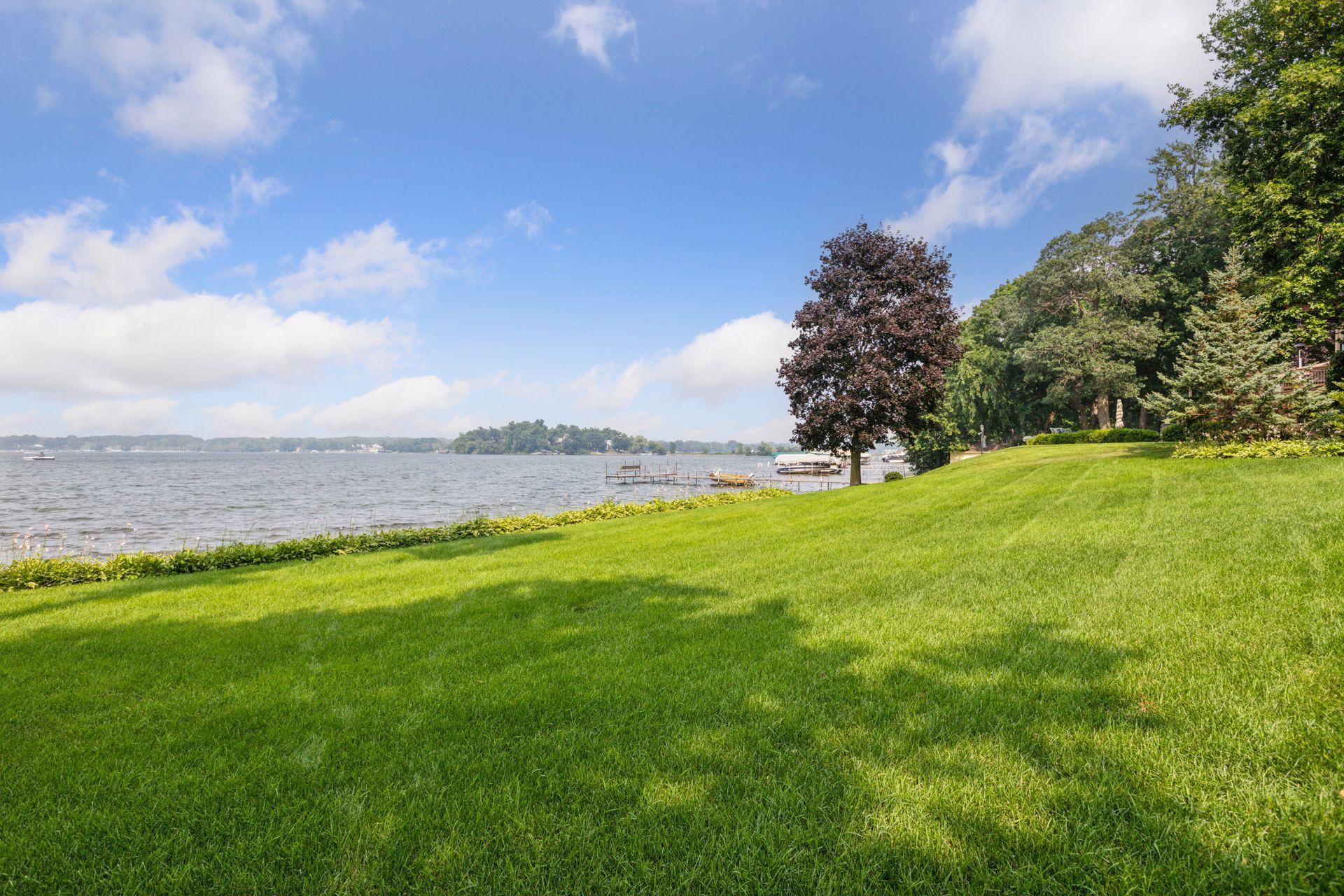 View of Residential at 17870 Breezy Point Road, Wayzata MN 55391, Wayzata (31 of 48) - Mike Wilen | Minnesota Team Real Estate