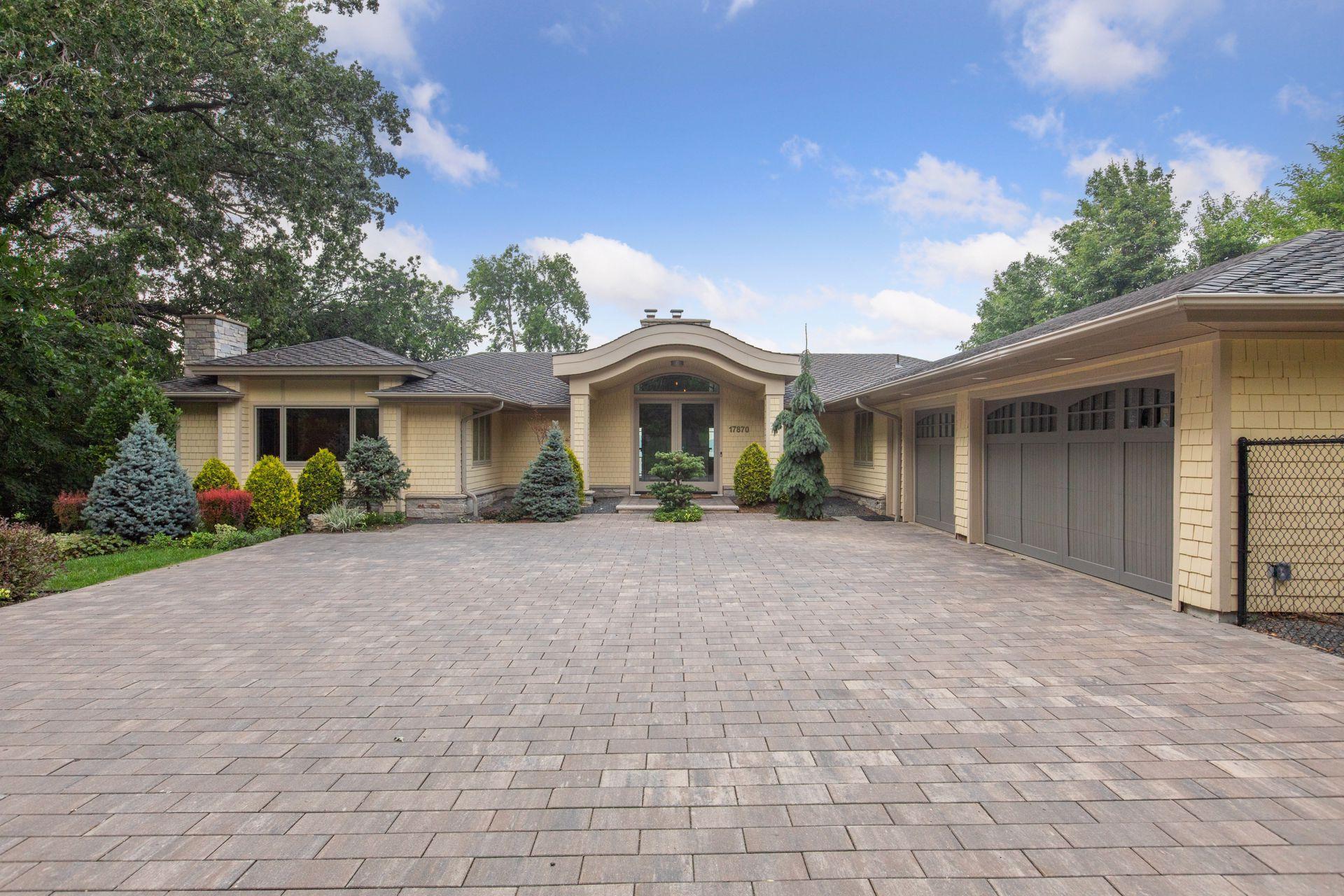 View of Residential at 17870 Breezy Point Road, Wayzata MN 55391, Wayzata (36 of 48) - Mike Wilen | Minnesota Team Real Estate