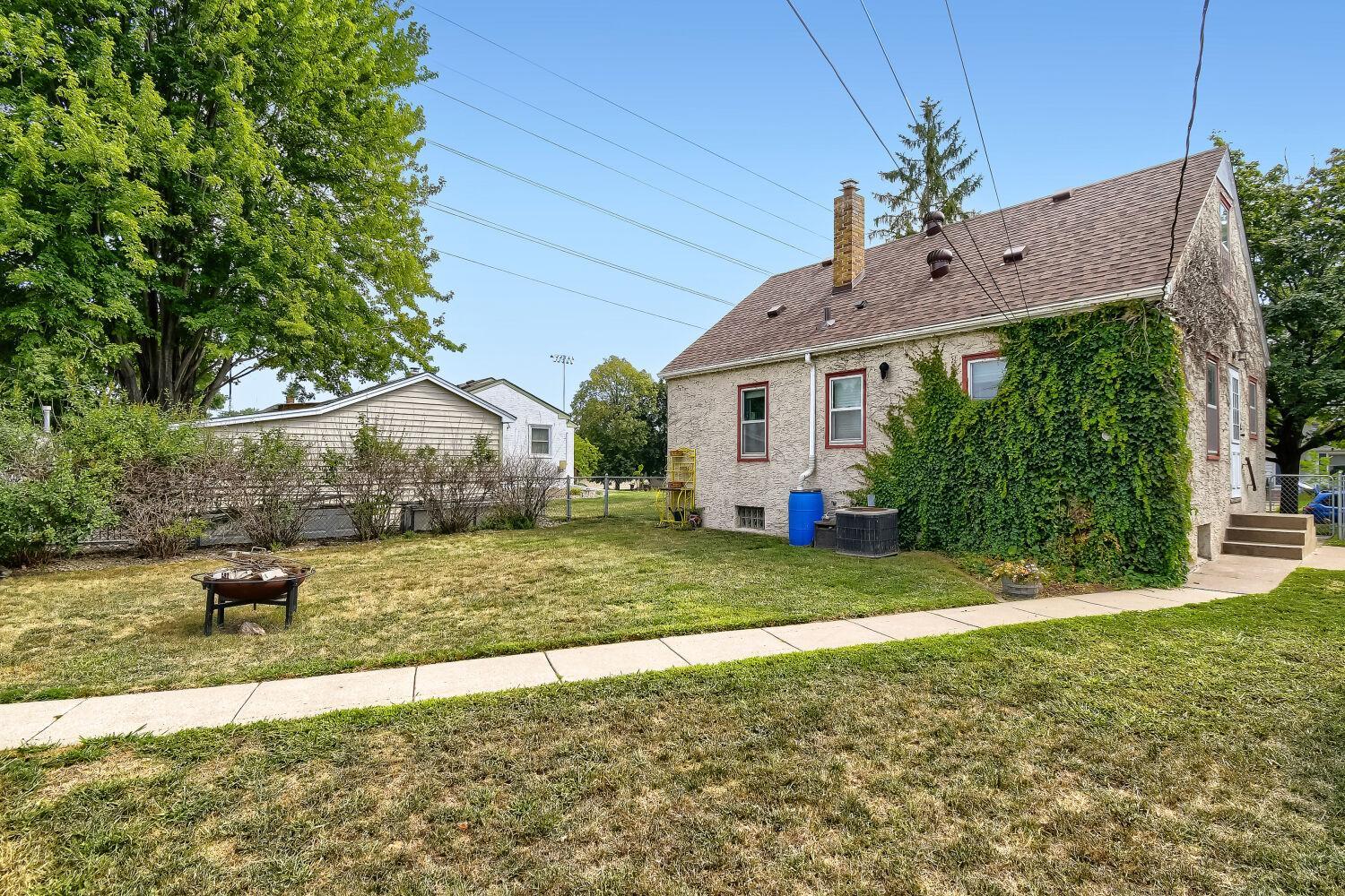 View of Residential at 820 4th Avenue, South Saint Paul MN 55075, South Saint Paul (25 of 33) - Mike Wilen | Minnesota Team Real Estate