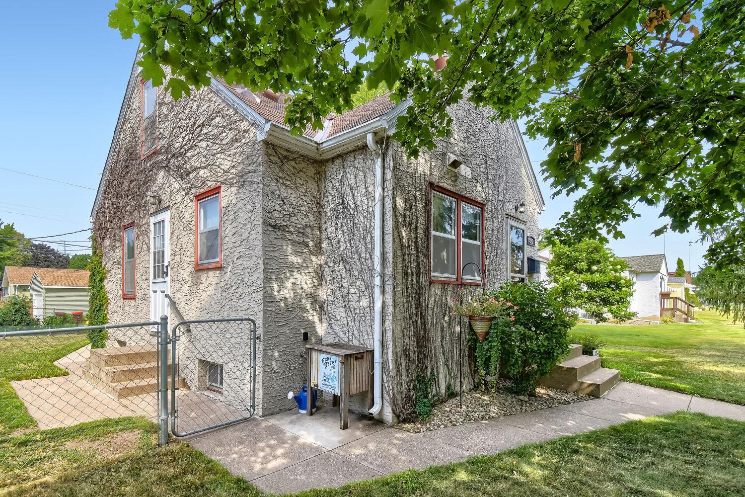 View of Residential at 820 4th Avenue, South Saint Paul MN 55075, South Saint Paul (27 of 33) - Mike Wilen | Minnesota Team Real Estate