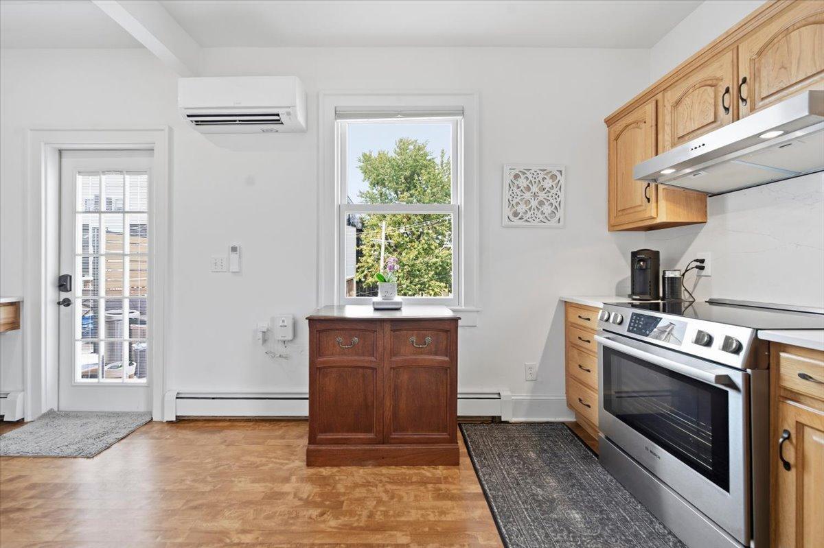 View of Residential at 593 Laurel Avenue #6E, Saint Paul MN 55102, Saint Paul (12 of 38) - Mike Wilen | Minnesota Team Real Estate