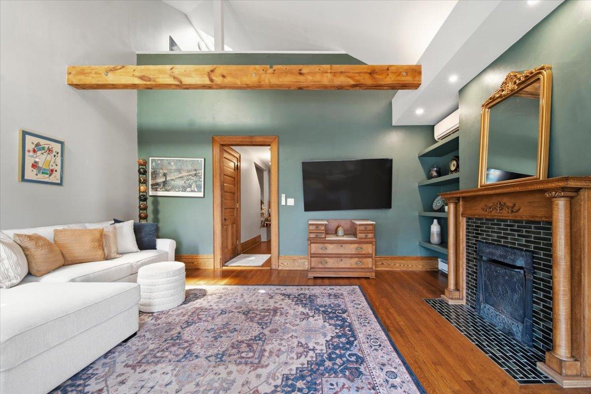 View of Residential at 593 Laurel Avenue #6E, Saint Paul MN 55102, Saint Paul (4 of 38) - Mike Wilen | Minnesota Team Real Estate