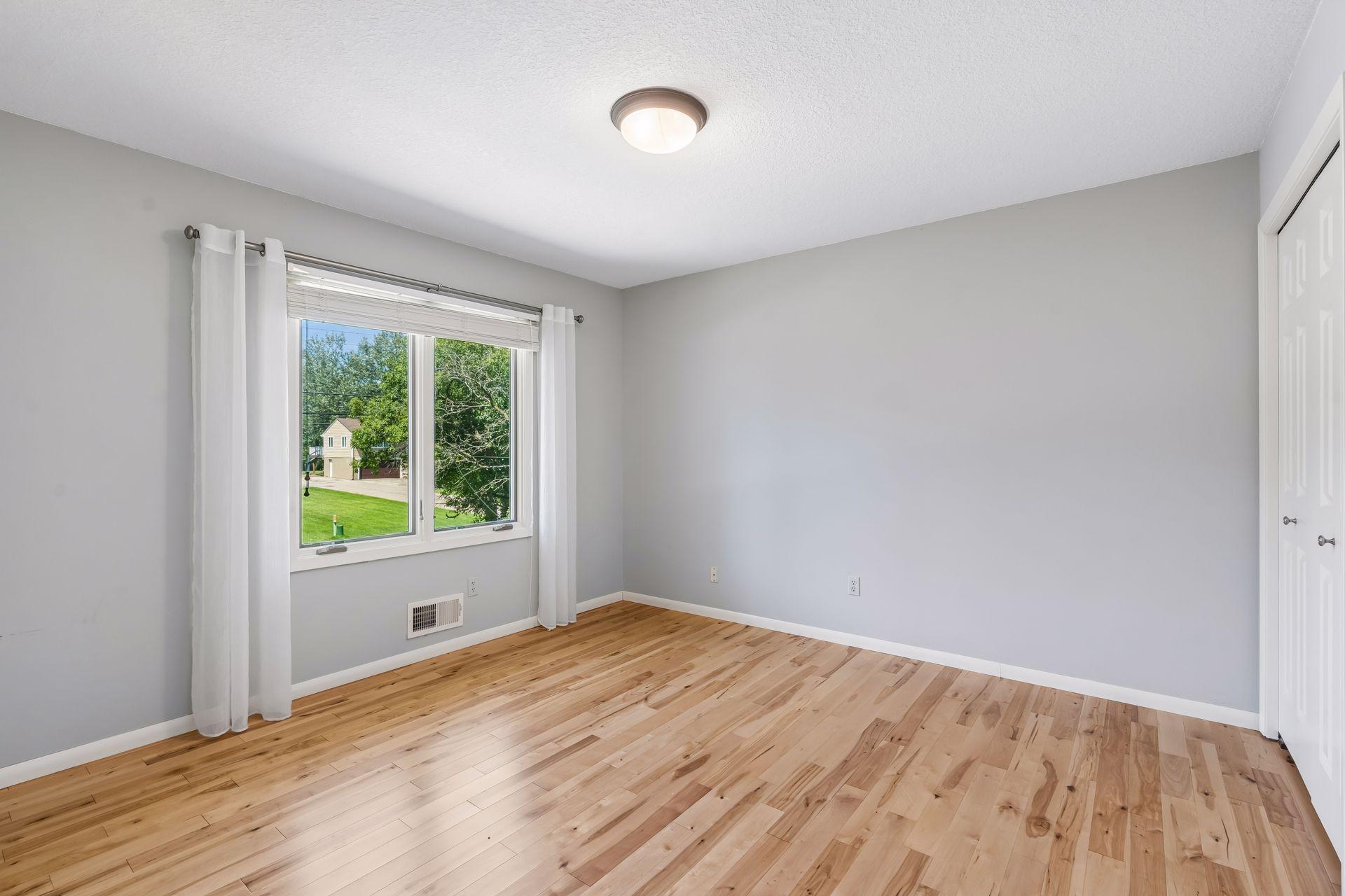 View of Residential at 1817 Welland Avenue, Minnetonka MN 55305, Minnetonka (18 of 32) - Mike Wilen | Minnesota Team Real Estate