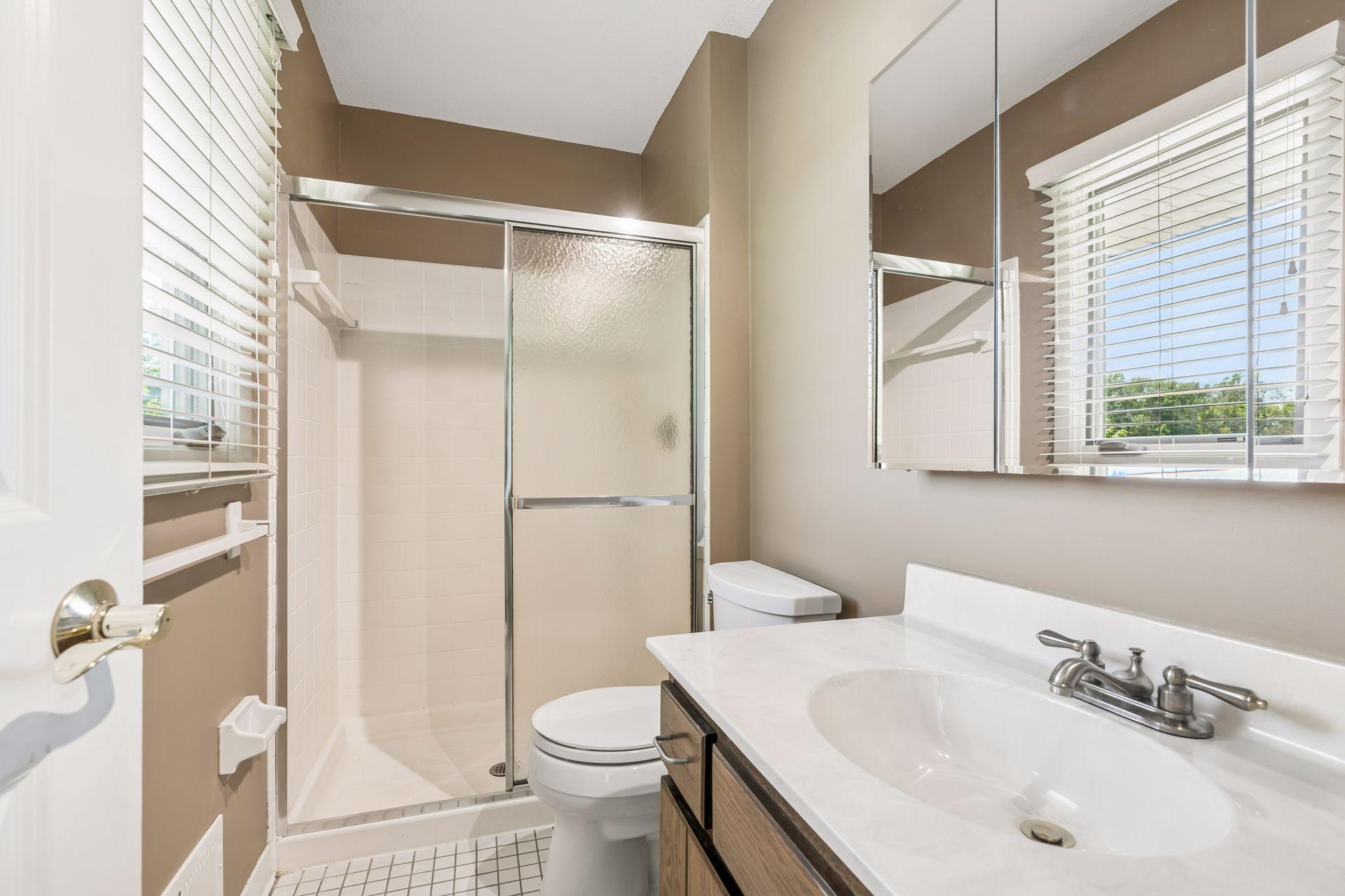 View of Residential at 1817 Welland Avenue, Minnetonka MN 55305, Minnetonka (17 of 32) - Mike Wilen | Minnesota Team Real Estate