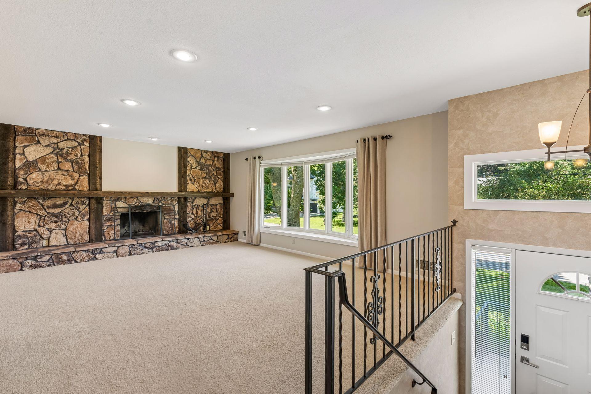 View of Residential at 1817 Welland Avenue, Minnetonka MN 55305, Minnetonka (5 of 32) - Mike Wilen | Minnesota Team Real Estate