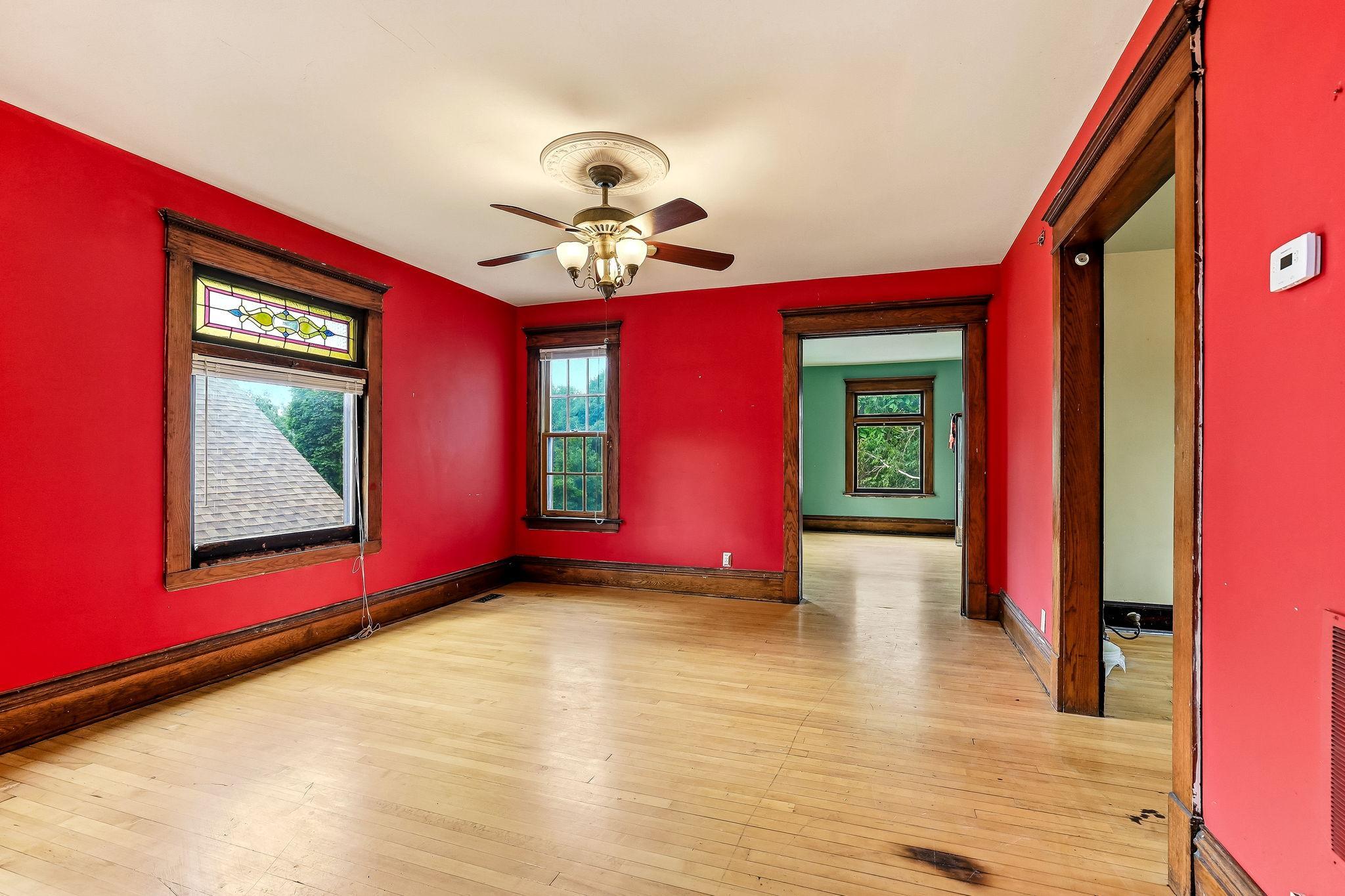 View of Residential Income at 722 Queen Avenue, Minneapolis MN 55411, Minneapolis (27 of 52) - Mike Wilen | Minnesota Team Real Estate