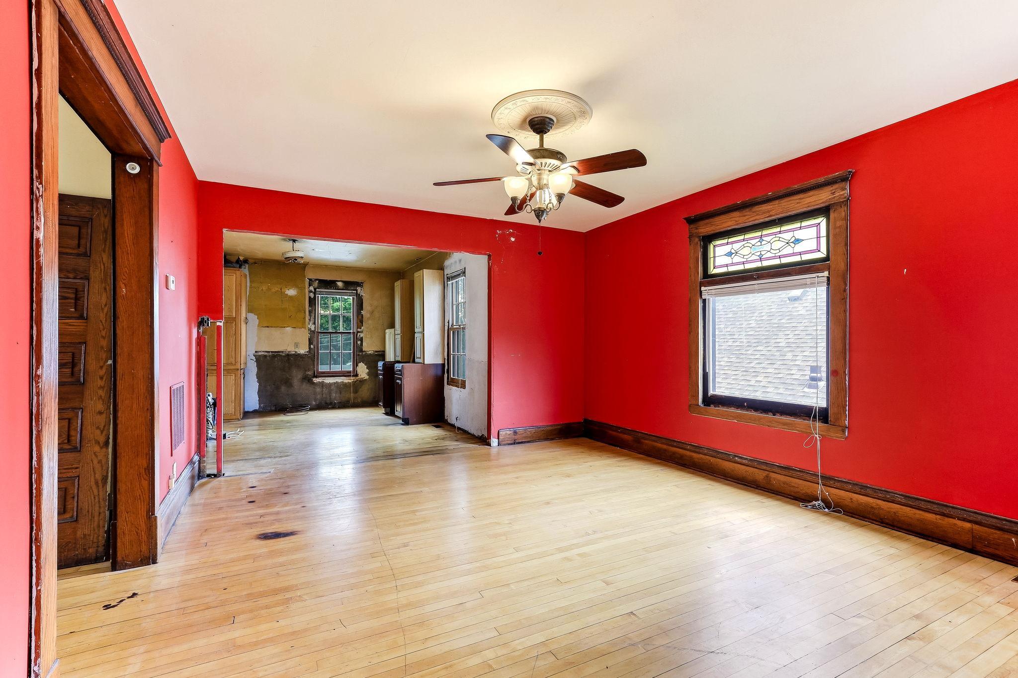 View of Residential Income at 722 Queen Avenue, Minneapolis MN 55411, Minneapolis (26 of 52) - Mike Wilen | Minnesota Team Real Estate