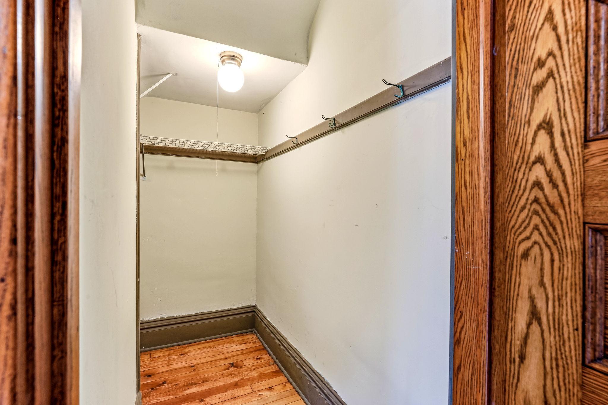 View of Residential Income at 722 Queen Avenue, Minneapolis MN 55411, Minneapolis (11 of 52) - Mike Wilen | Minnesota Team Real Estate
