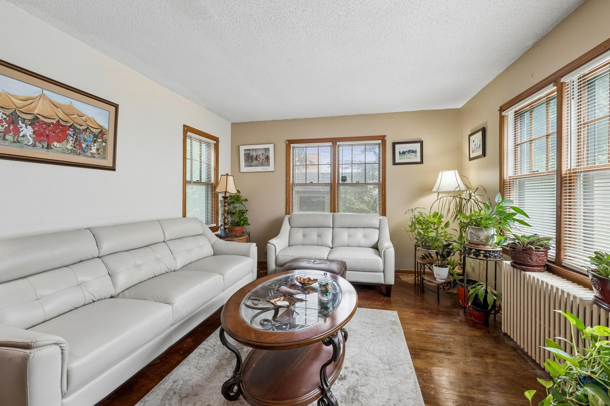 View of Residential at 1418 Queen Avenue, Minneapolis MN 55411, Minneapolis (16 of 37) - Mike Wilen | Minnesota Team Real Estate