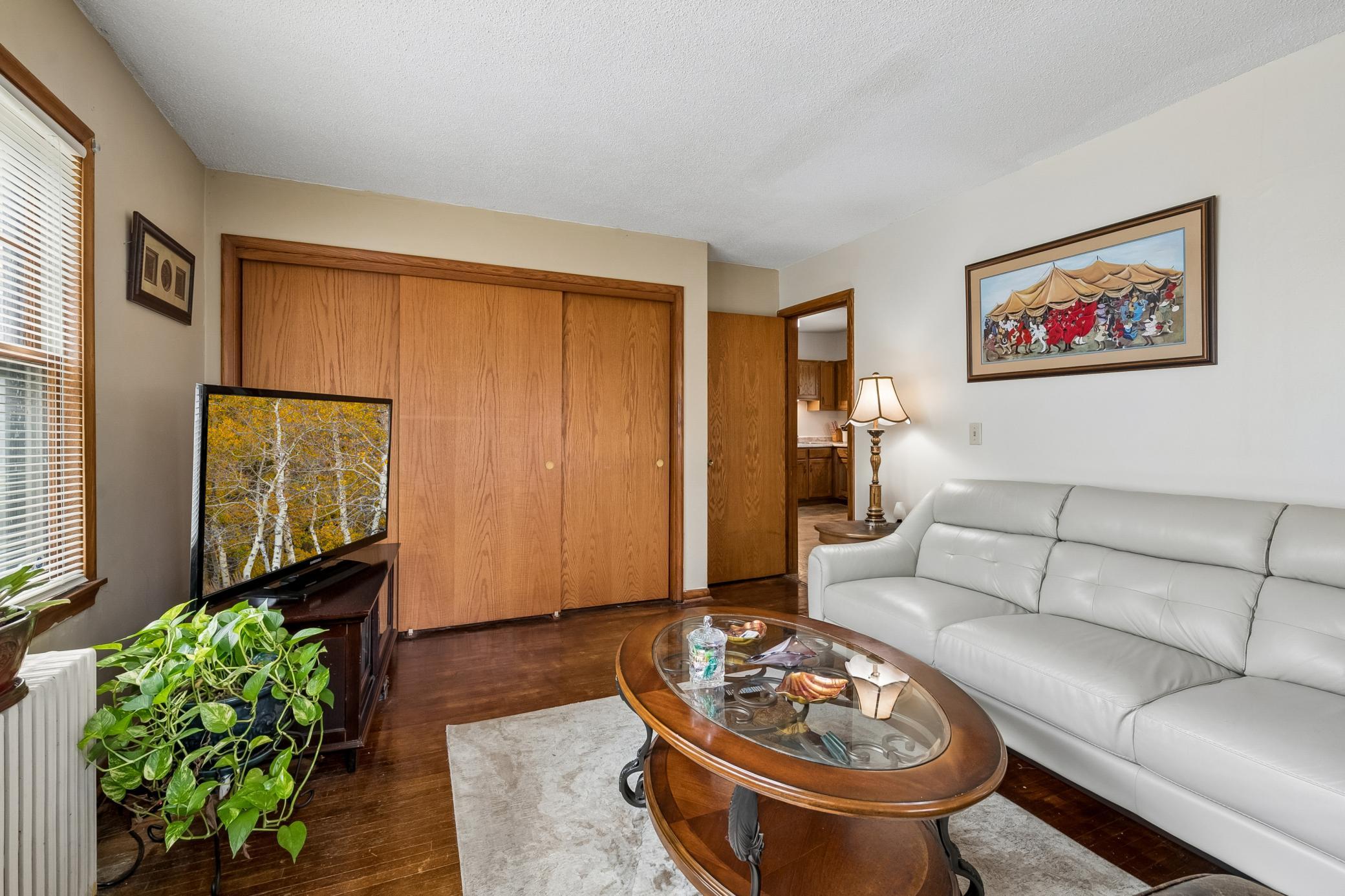 View of Residential at 1418 Queen Avenue, Minneapolis MN 55411, Minneapolis (17 of 37) - Mike Wilen | Minnesota Team Real Estate