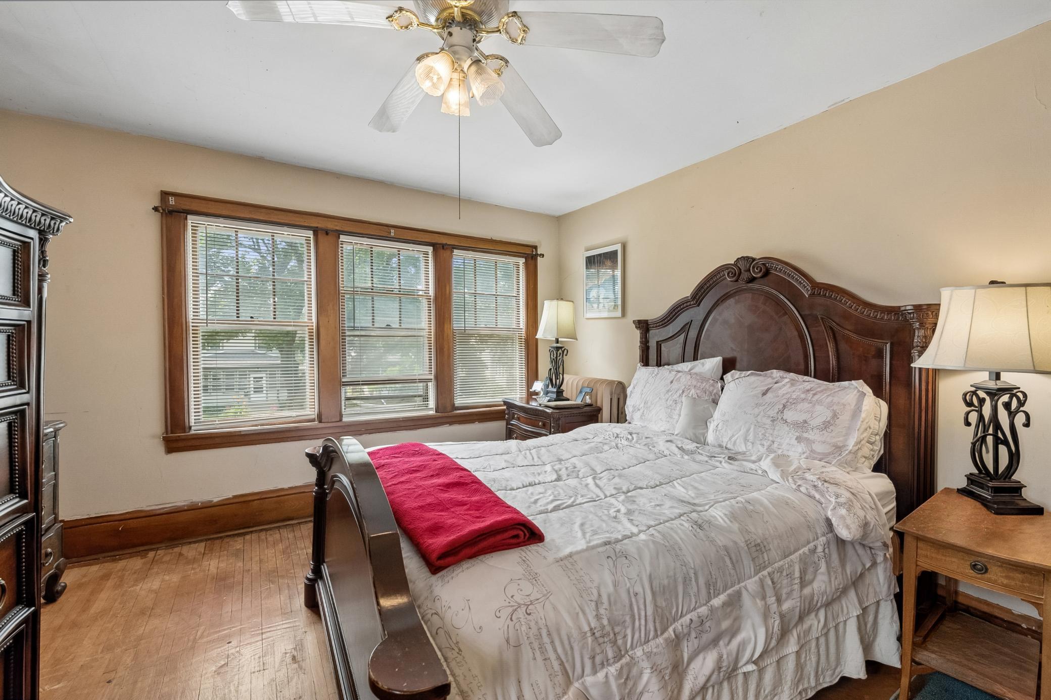 View of Residential at 1418 Queen Avenue, Minneapolis MN 55411, Minneapolis (22 of 37) - Mike Wilen | Minnesota Team Real Estate
